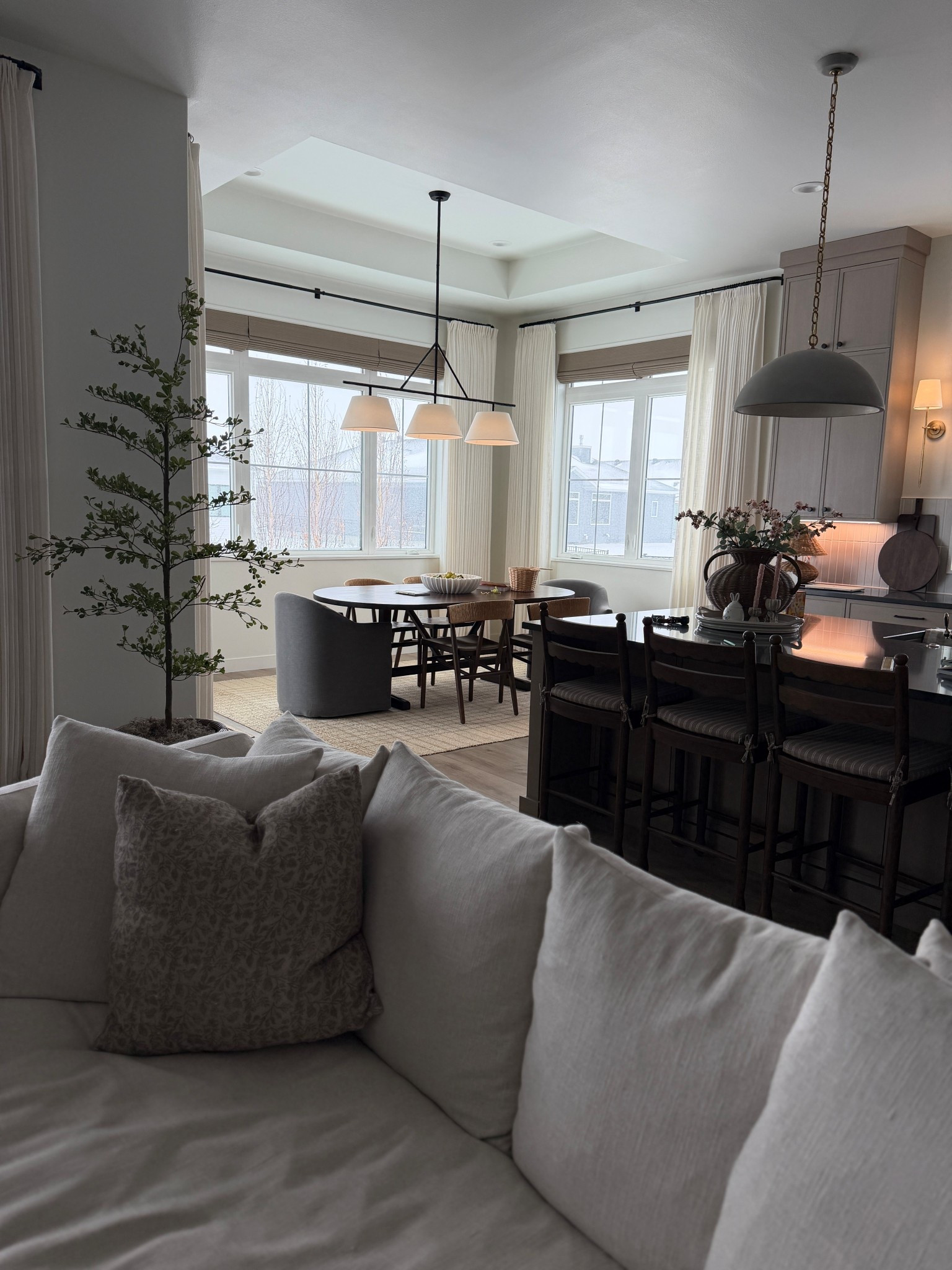 Friday vibes but its only Thursday 🫠

#LTKHome