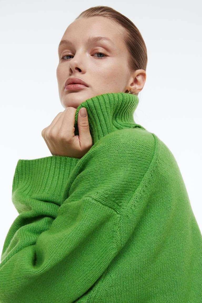Oversized Rollkragenpullover | H&M (DE, AT, CH, NL, FI)