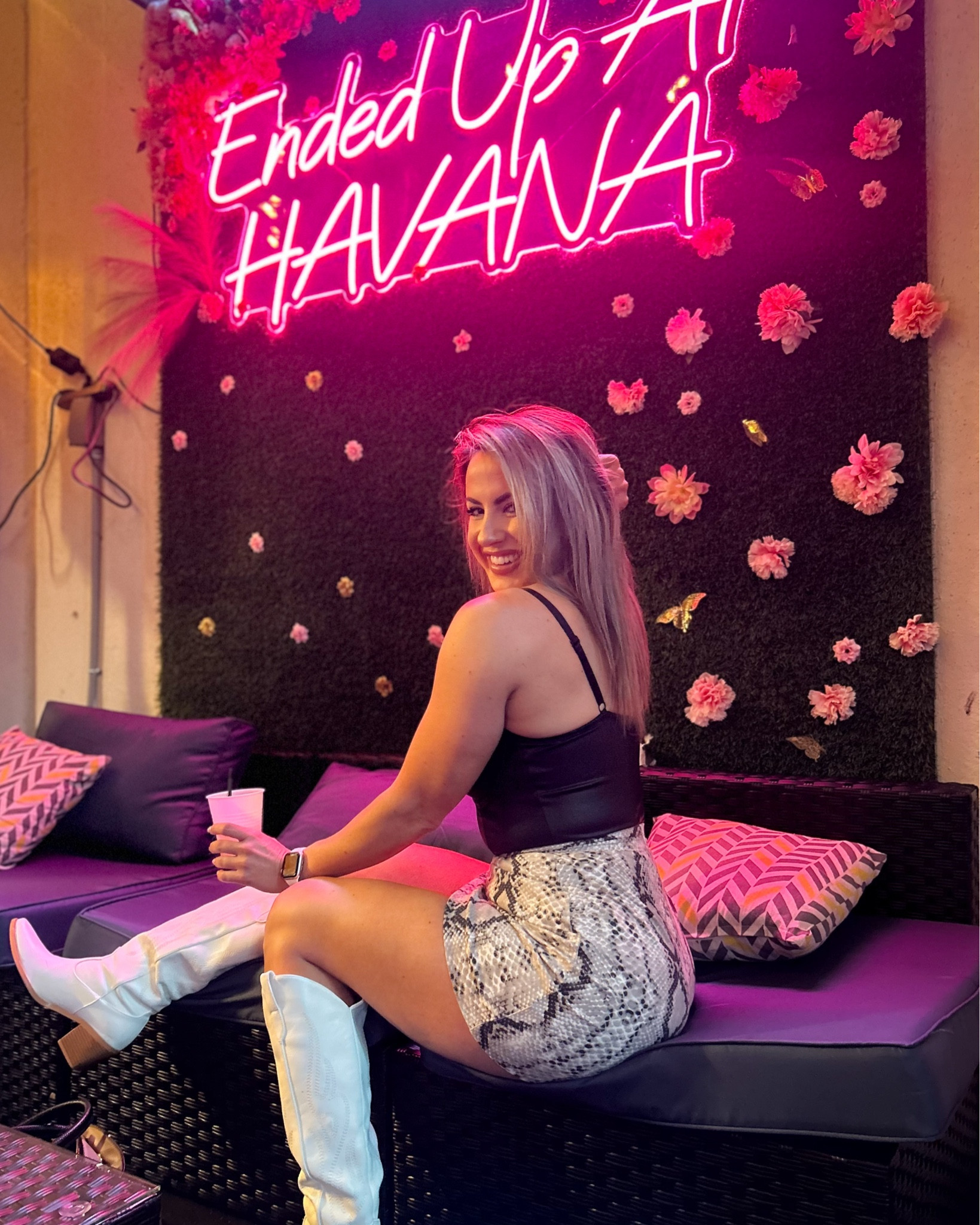 Amazon and Popilush for the win on mommas night out 💃🏻

#LTKFindsUnder50 #LTKStyleTip #LTKBeauty