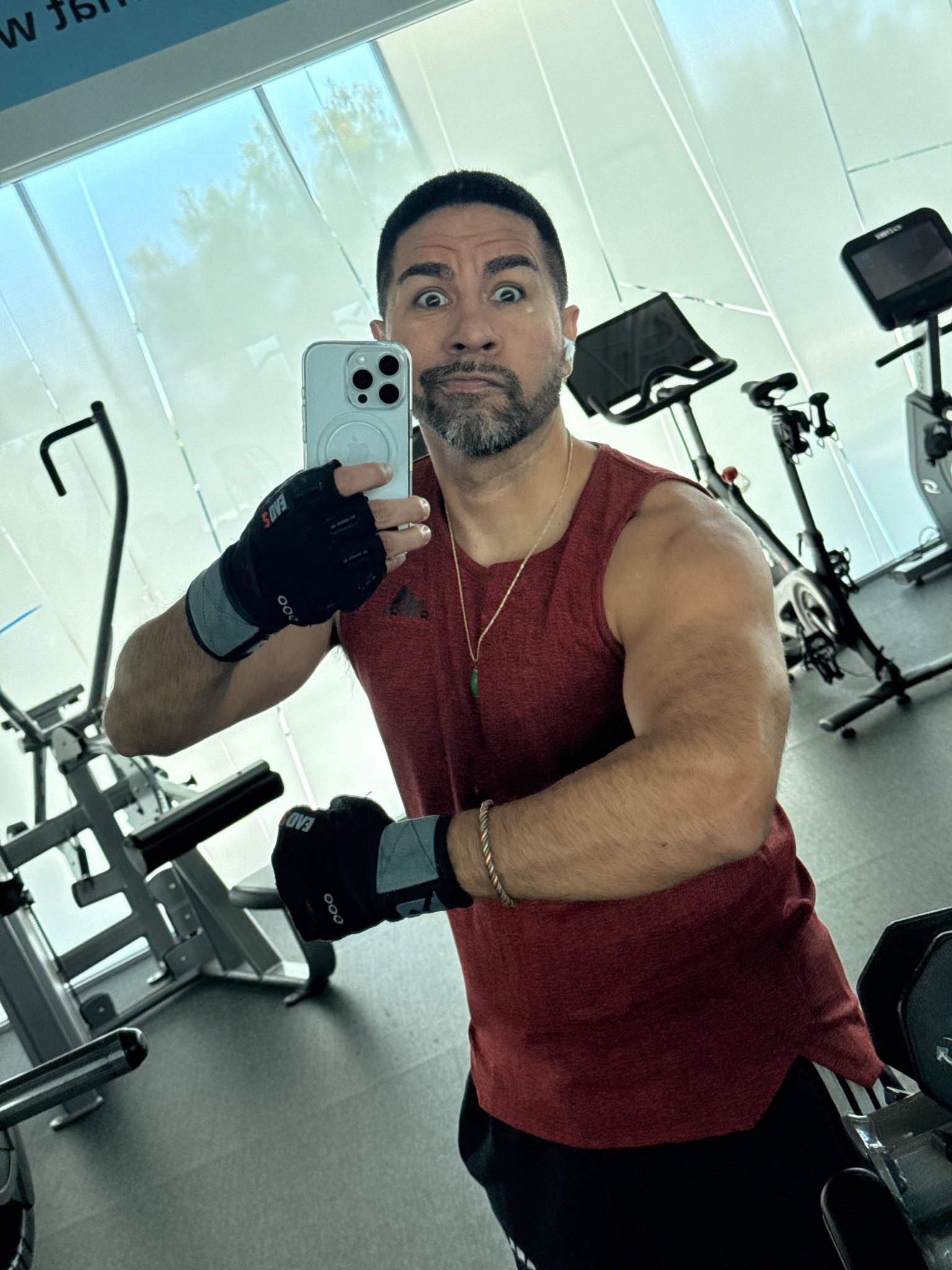 Arm day, let's GO! 💪

Found the perfect combo for a solid lift session. This shirt is super breathable and doesn't ride up (a must!), and these gloves are a total game-changer for protecting my hands and improving my grip.

Ready to upgrade your workout gear?

#LTKfit #LTKactive #armday #workoutgear #gymootd #gymessentials #weightlifting #fitnessmotivation

#LTKOver40 #LTKMens #LTKActive