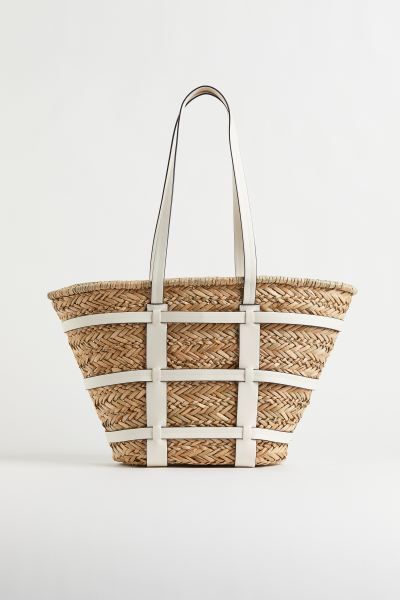 Sturdy bag in braided straw with straps and handles in imitation leather. Unlined. Depth 17 cm. H... | H&M (DE, AT, CH, NL, FI)
