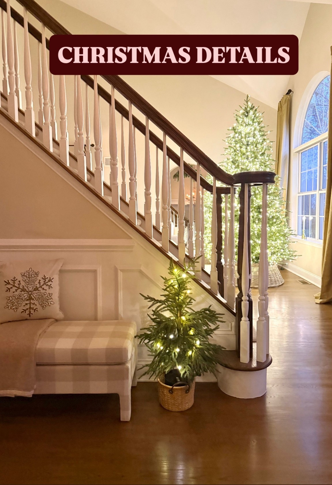 It’s getting Christmas Cozy in here!✨

Twinkling trees
Cozy bench 
Cashmere like throw 
Snowflake pillow
Basket for tree

#LTKHome #LTKHoliday #LTKSeasonal