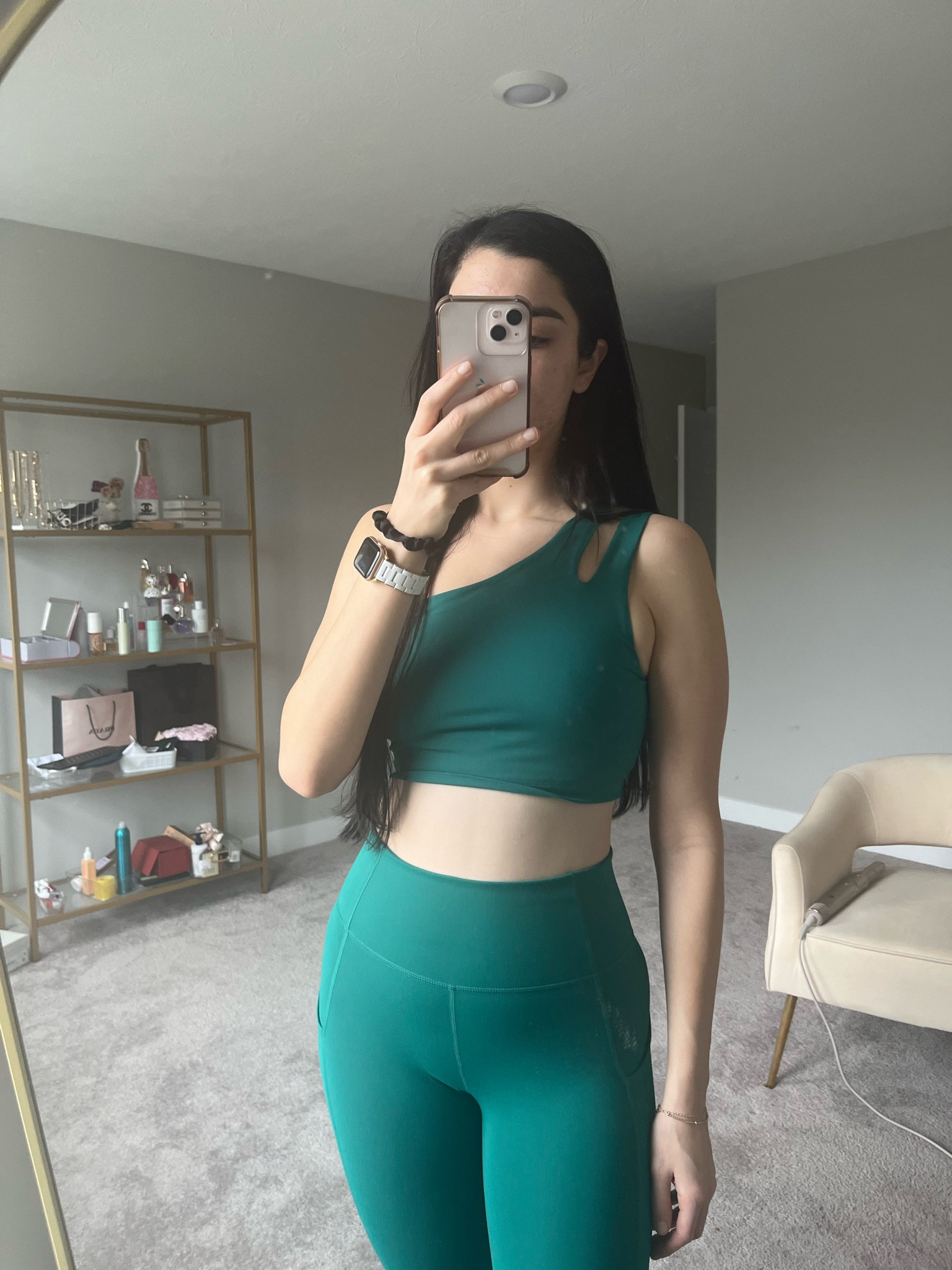 Green fabletics set
Work out set
Green leggings
Comfy work out clothes

