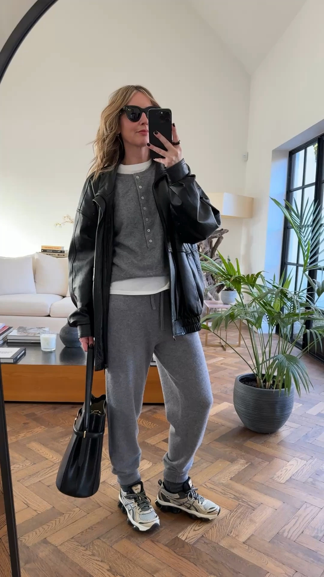 Sunday Outfit 

Casual | Sunday brunch | ASICS | leather jacket | citybreak | spring 


#LTKtravel #LTKspring #LTKuk