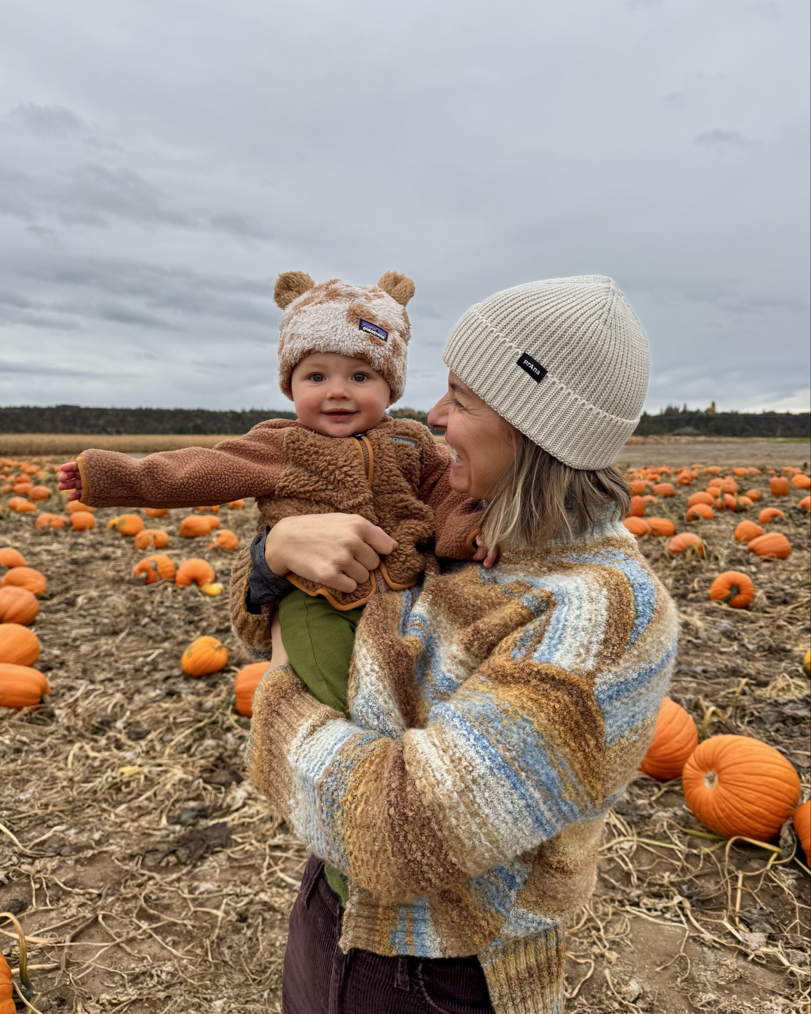 Cozy sweater-weather fit for the pumpkin patch 🍂🎃

Sweater: Small


#LTKHalloween #LTKSeasonal #LTKFamily