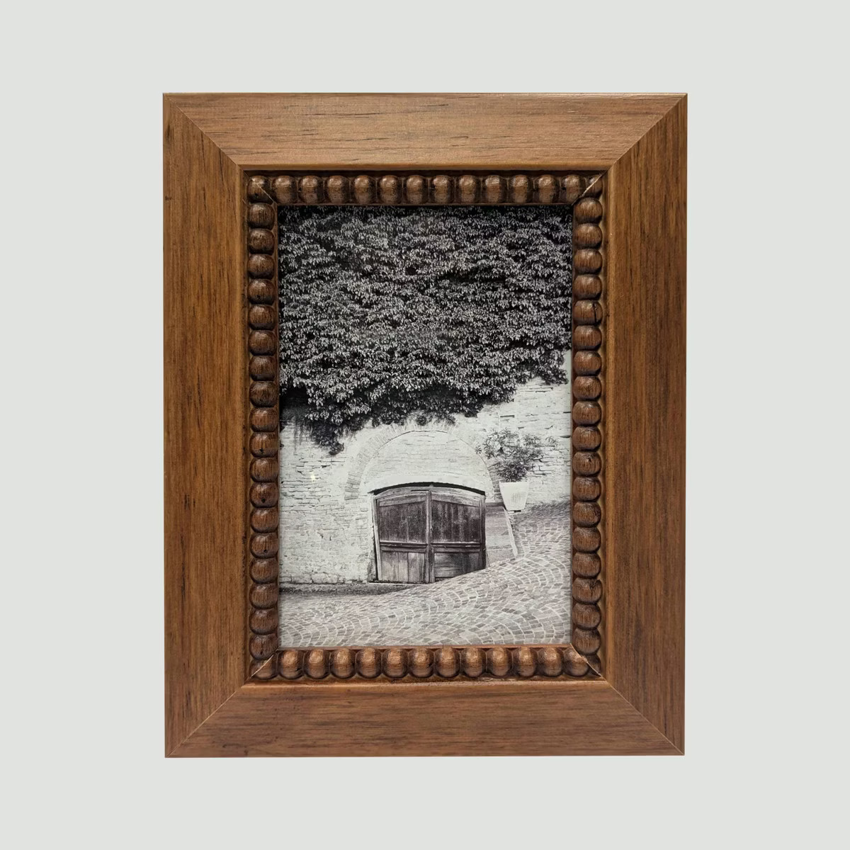 Harbortown 4"x6" Beaded Fillet Table Picture Frame Brown | Target