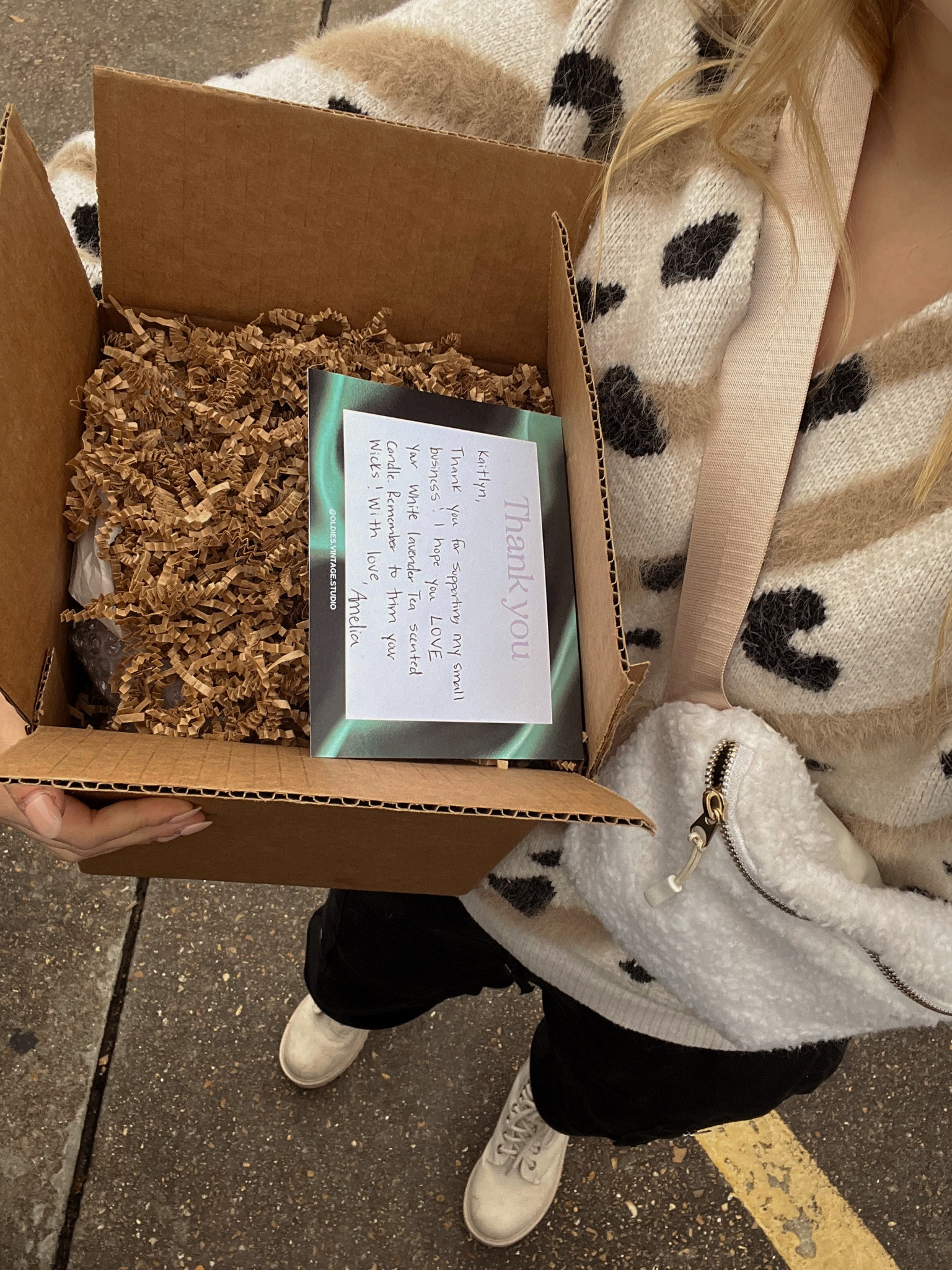 My Sherpa Lulu belt bag dupe is my new fav accessory! It’s perfect for my busy days when I’m running to the post office. 💖

#LTKitbag #LTKunder50 #LTKSale