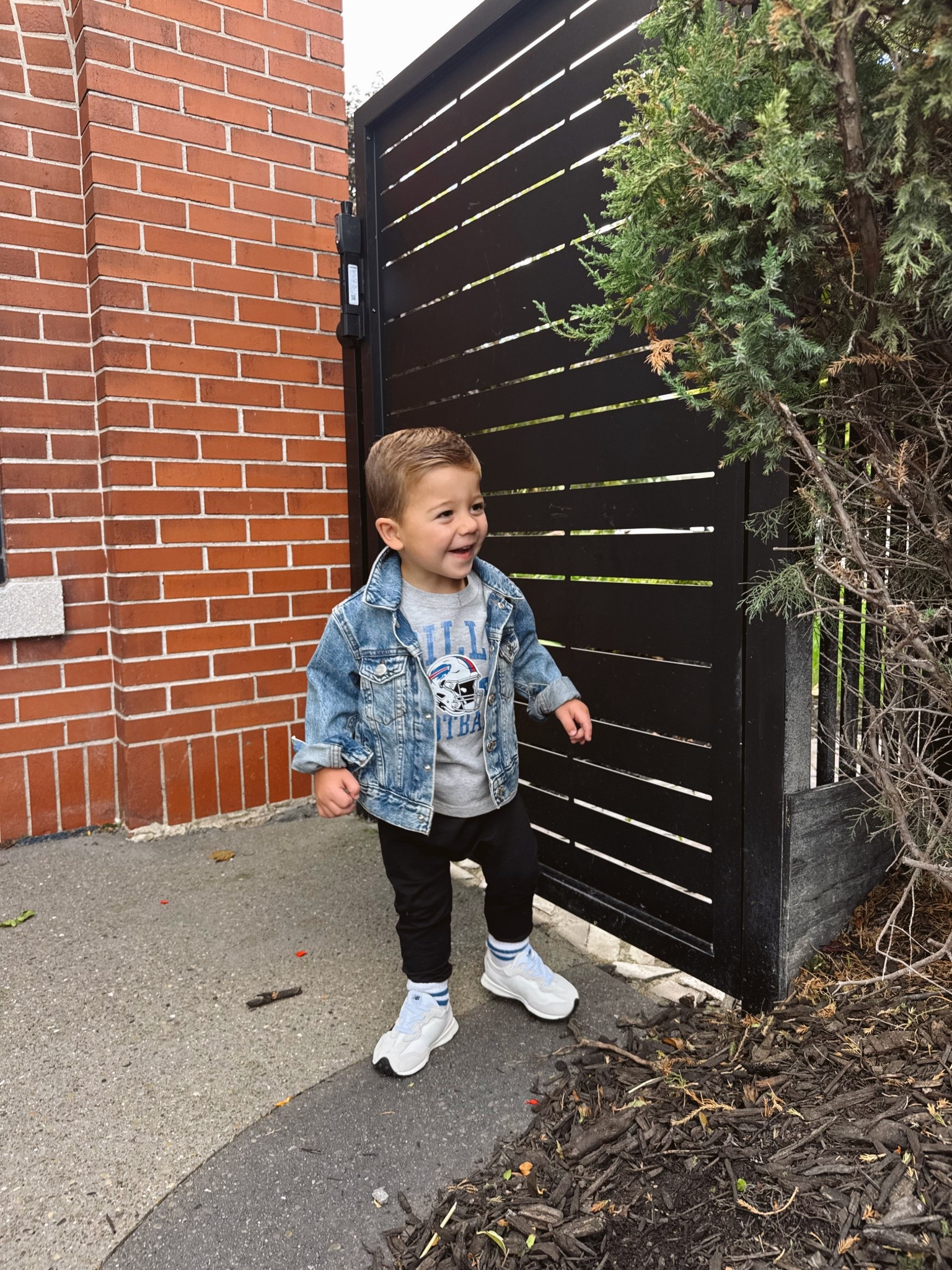 Sunday game day outfit! Fall outfit for toddlers 🏈🍁

#LTKStyleTip #LTKKids #LTKSeasonal