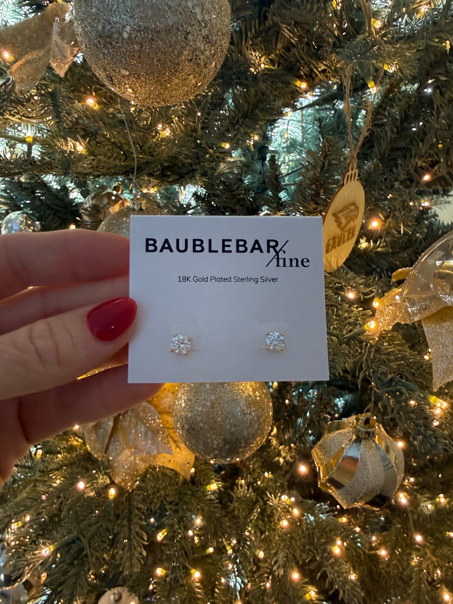 A beautiful stud earrings on sale! 

#LTKFindsUnder50 #LTKGiftGuide #LTKHoliday