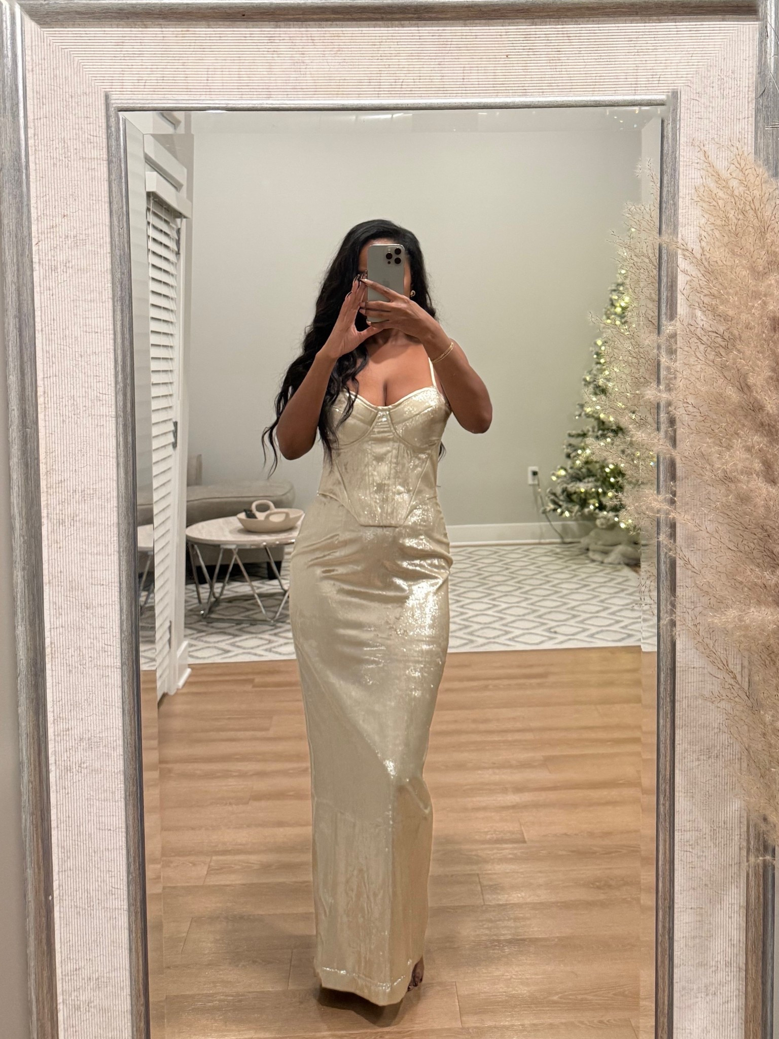 The perfect holiday look!! 🎄

#LTKFindsUnder100 #LTKParties #LTKHoliday