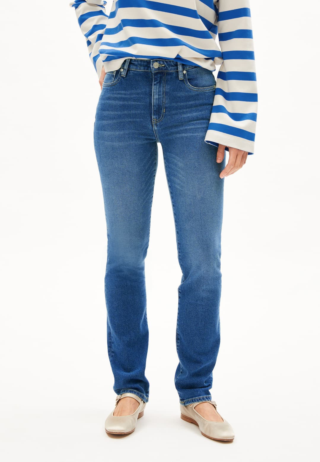 Jeans CARENAA in cenote von ARMEDANGELS | ArmedAngels (DE)