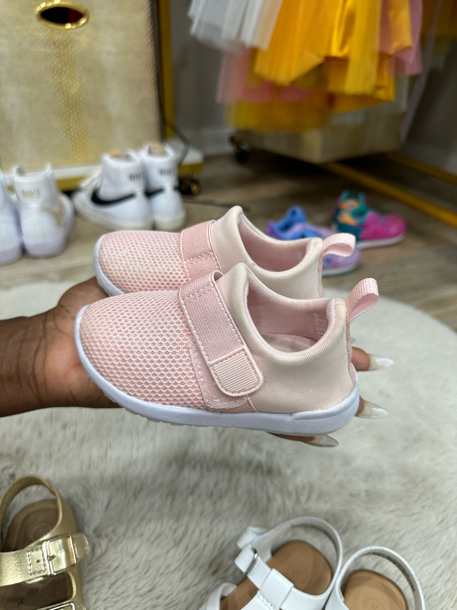 My kids fave pink shoes from Target


#LTKFindsUnder50 #LTKKids #LTKShoeCrush