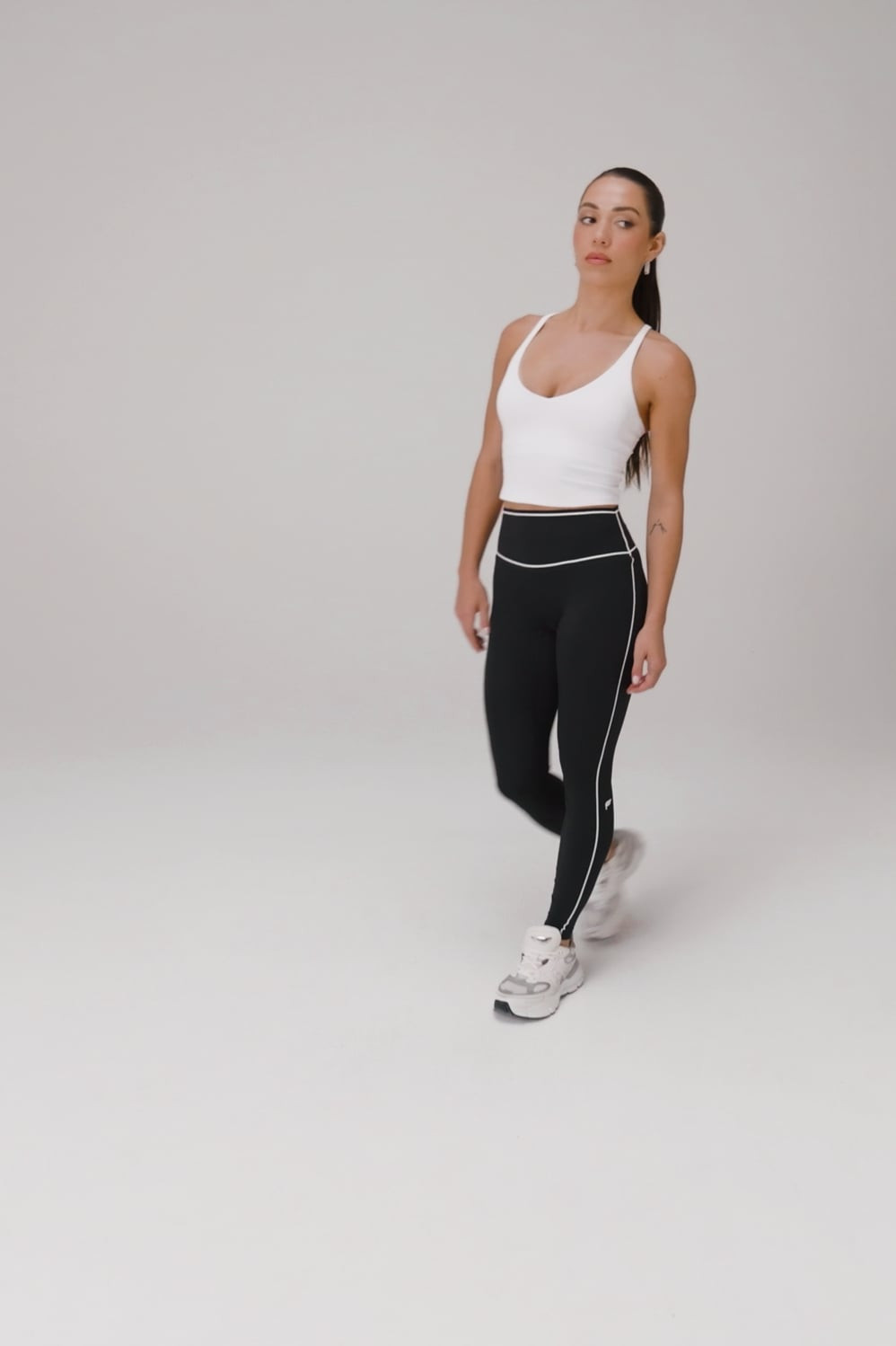 The No-Seam PureLuxe TLC Legging | Fabletics