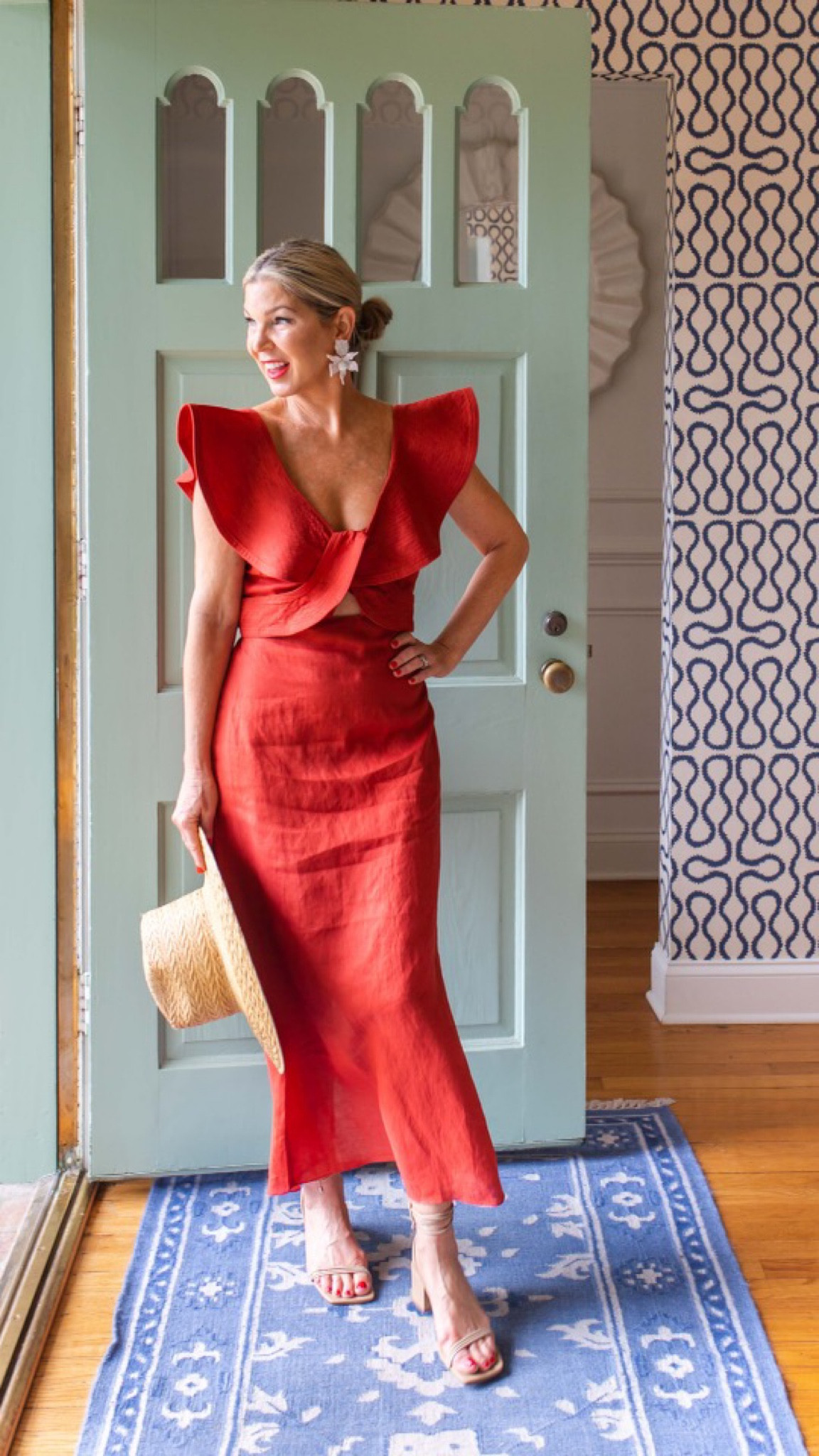 This dress is perfect for spring/summer and on sale right now for 25% off! Hat and earrings are included in the sale🙌

#LTKSeasonal #LTKsalealert #LTKFind