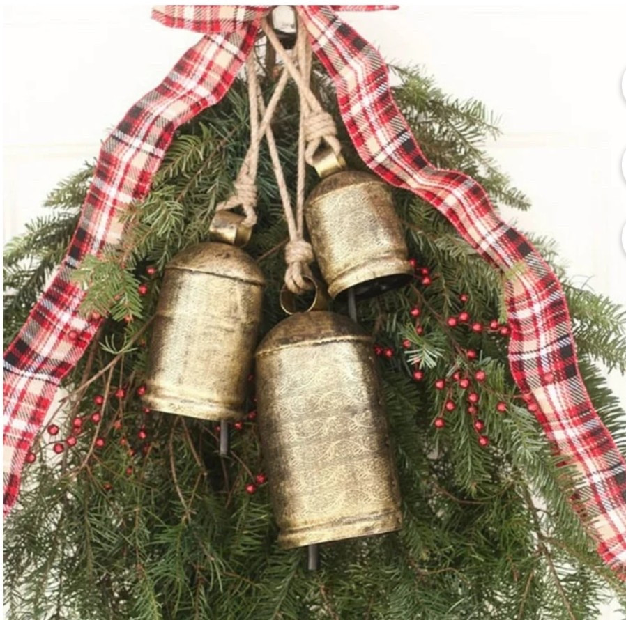 Under $8!!! Run !! 🏃‍♀️ 

#LTKSaleAlert #LTKHoliday #LTKFamily