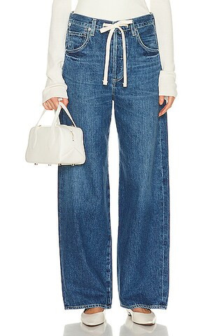 Citizens of Humanity Brynn Trouser Jeans in Denim-Medium | FWRD 