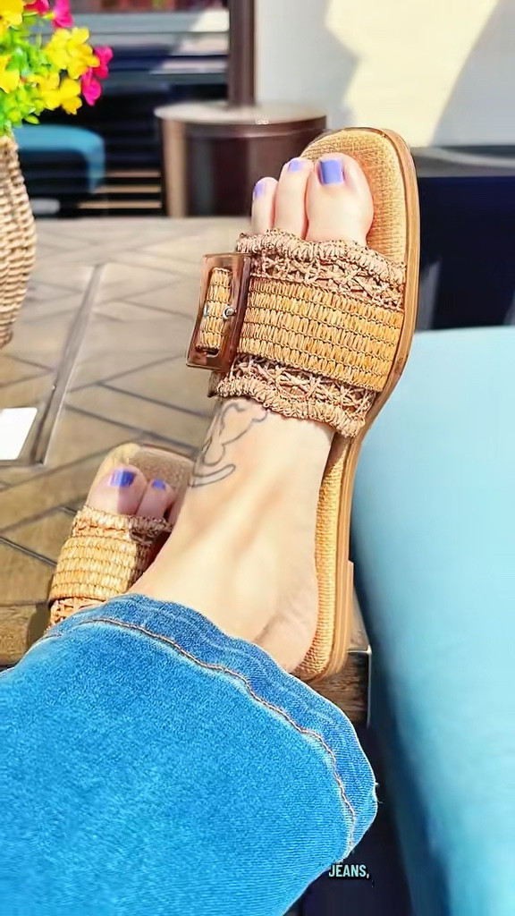 Summer Sandals that go with every outfit! 

Summer Sandals 

#LTKootd #LTKOver40 #LTKSaleAlert