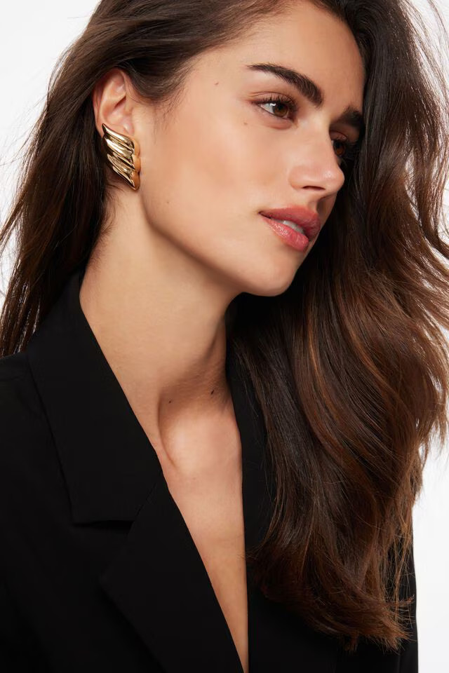 Large 90's Winged Button Earrings | Dynamite Clothing