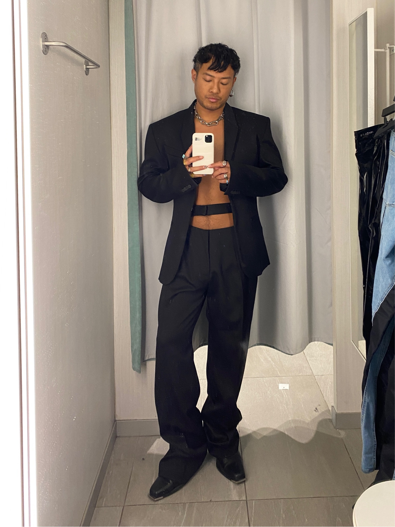 H&M x Mugler Look 02 

*Adding links from 2nd hand sales as I find them.

#LTKFind #LTKfit #LTKmens