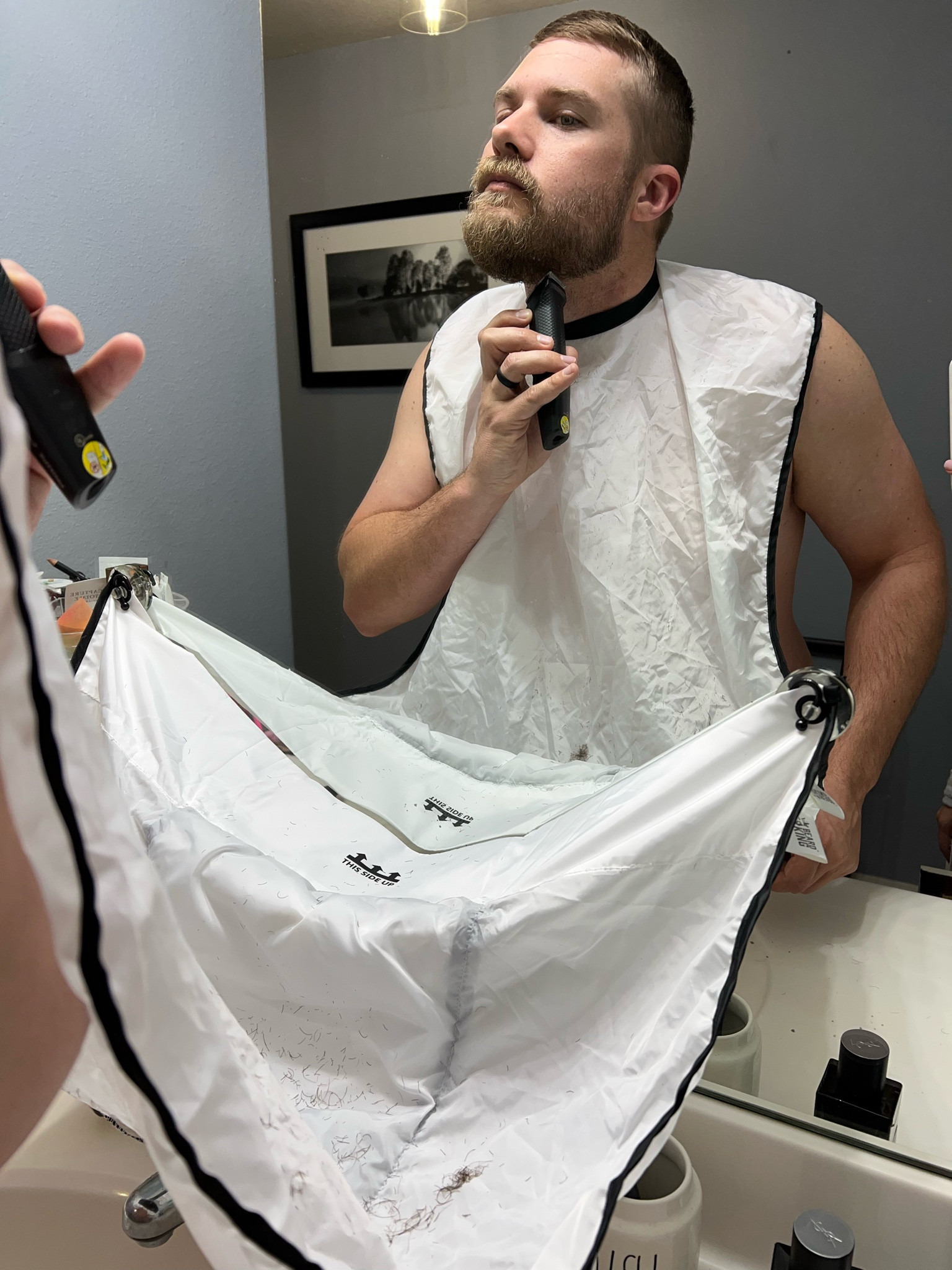 Men’s beard 
Grooming kit
Beard trimmer
Bread bib 

#LTKmens #LTKunder100 #LTKFind