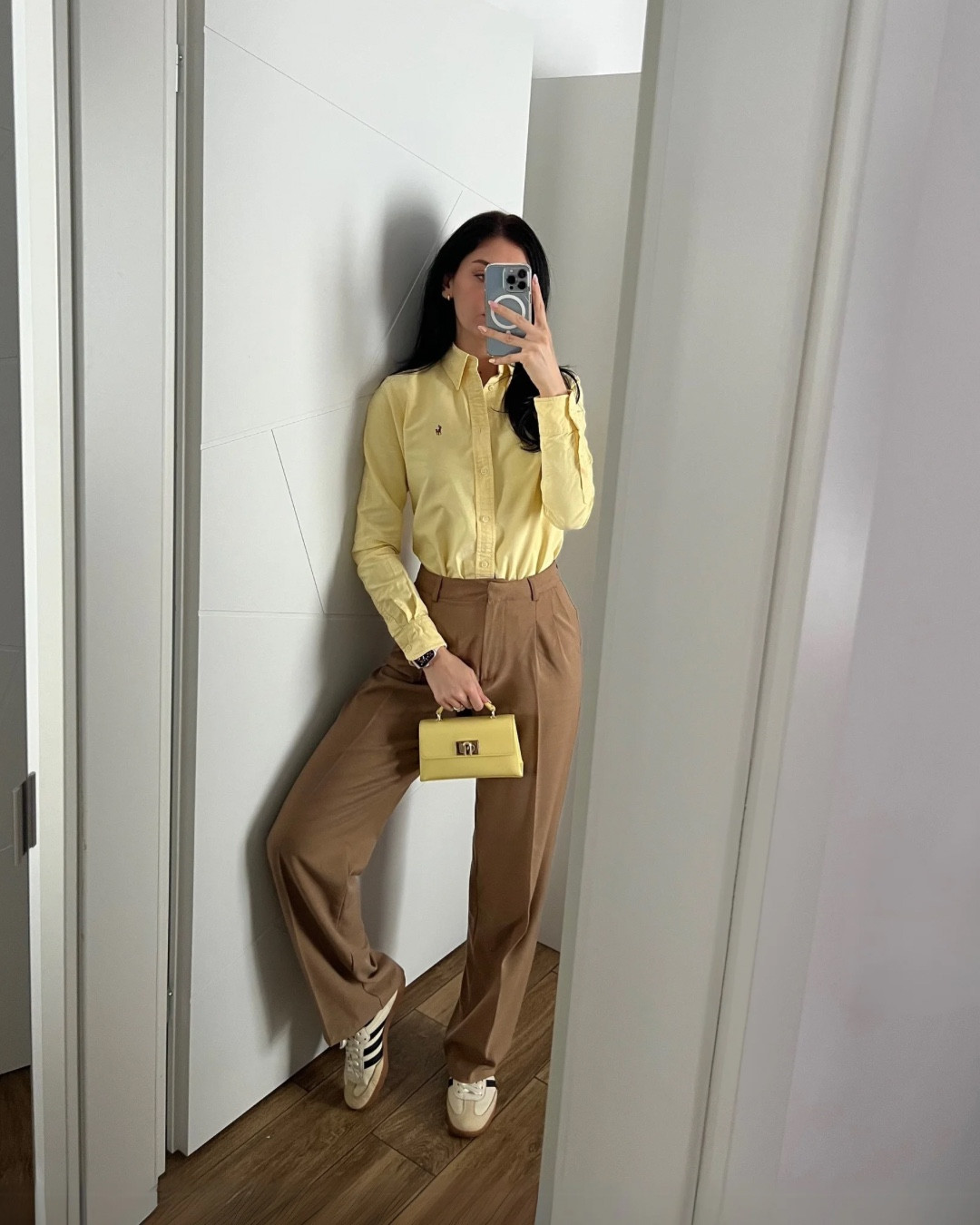 Stay on trend with a butter yellow oxford shirt. 💼🍋

Slim-fit shirt, caramel wide-leg tailored pants, butter yellow furla 1927 mini, and the classics Samba - a look that's giving old money vibes. 

#LTKxRalphLauren #RalphsHamptons 


#LTKeurope