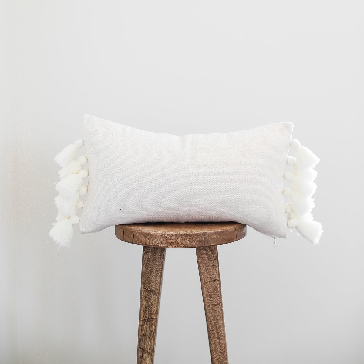 Off White Thick Weave Pom - Lumbar | Woven Nook