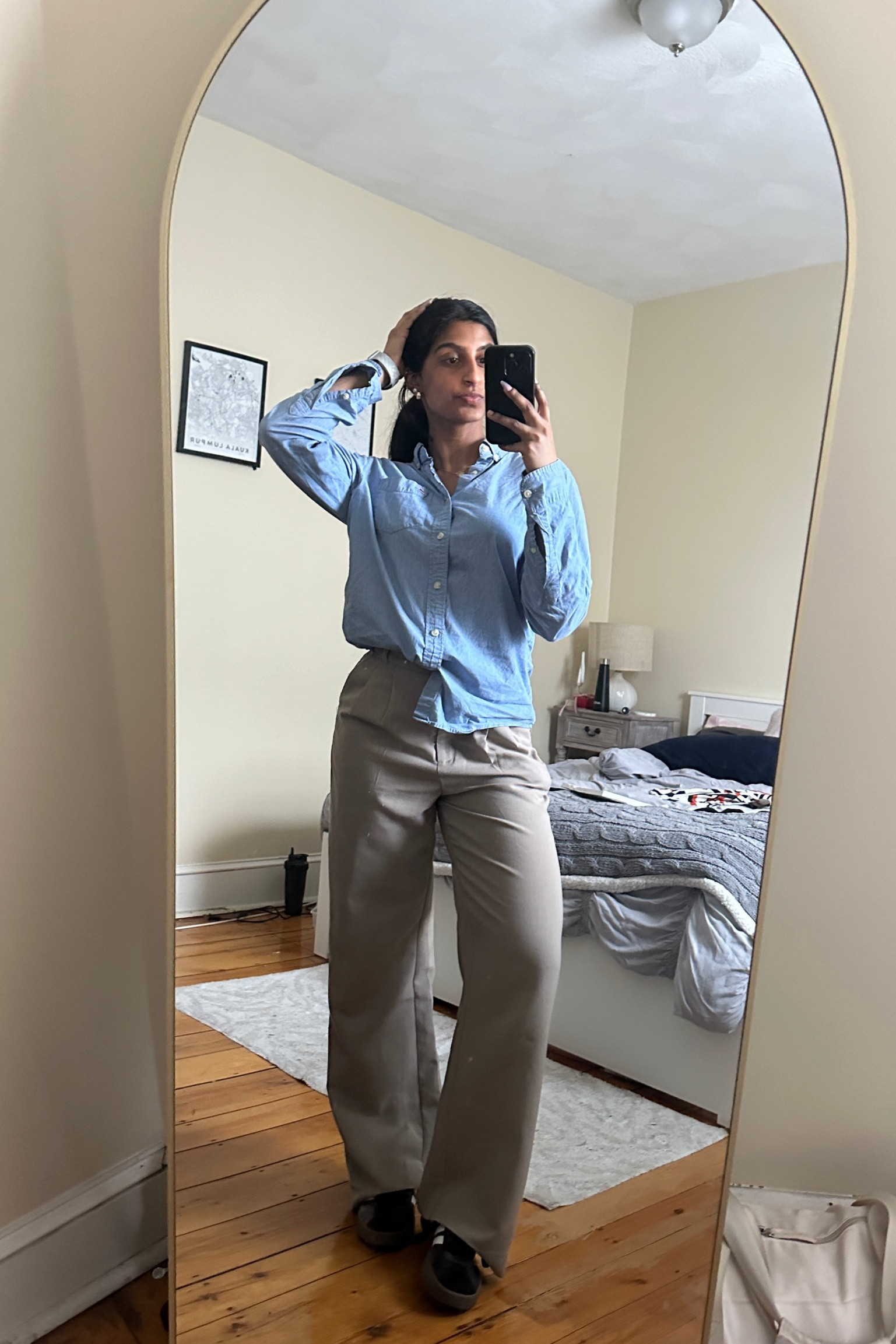 Business casual work outfit for today!

Spring work outfit business casual  women’s fashion Abercrombie pants hollister dress pants button up shirt adidas court sneakers black sneakers

#LTKstyletip #LTKworkwear #LTKfindsunder100