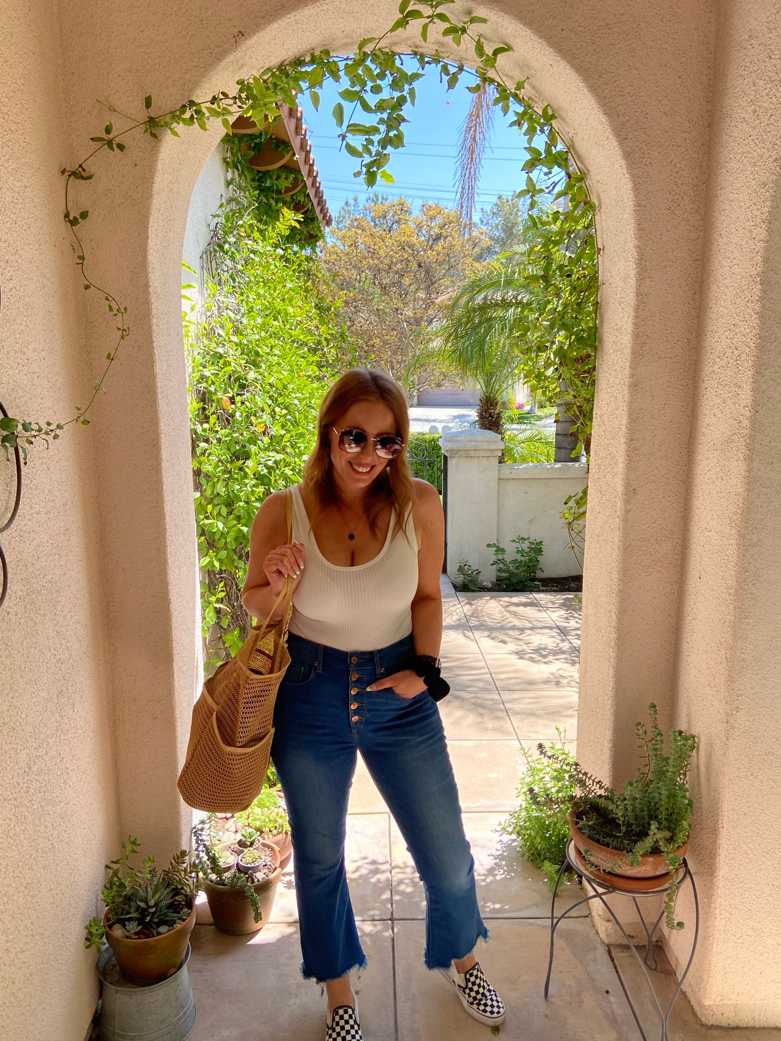 When in doubt, stick with the basics 🤍

#LTKStyleTip #LTKMidsize #LTKOver40