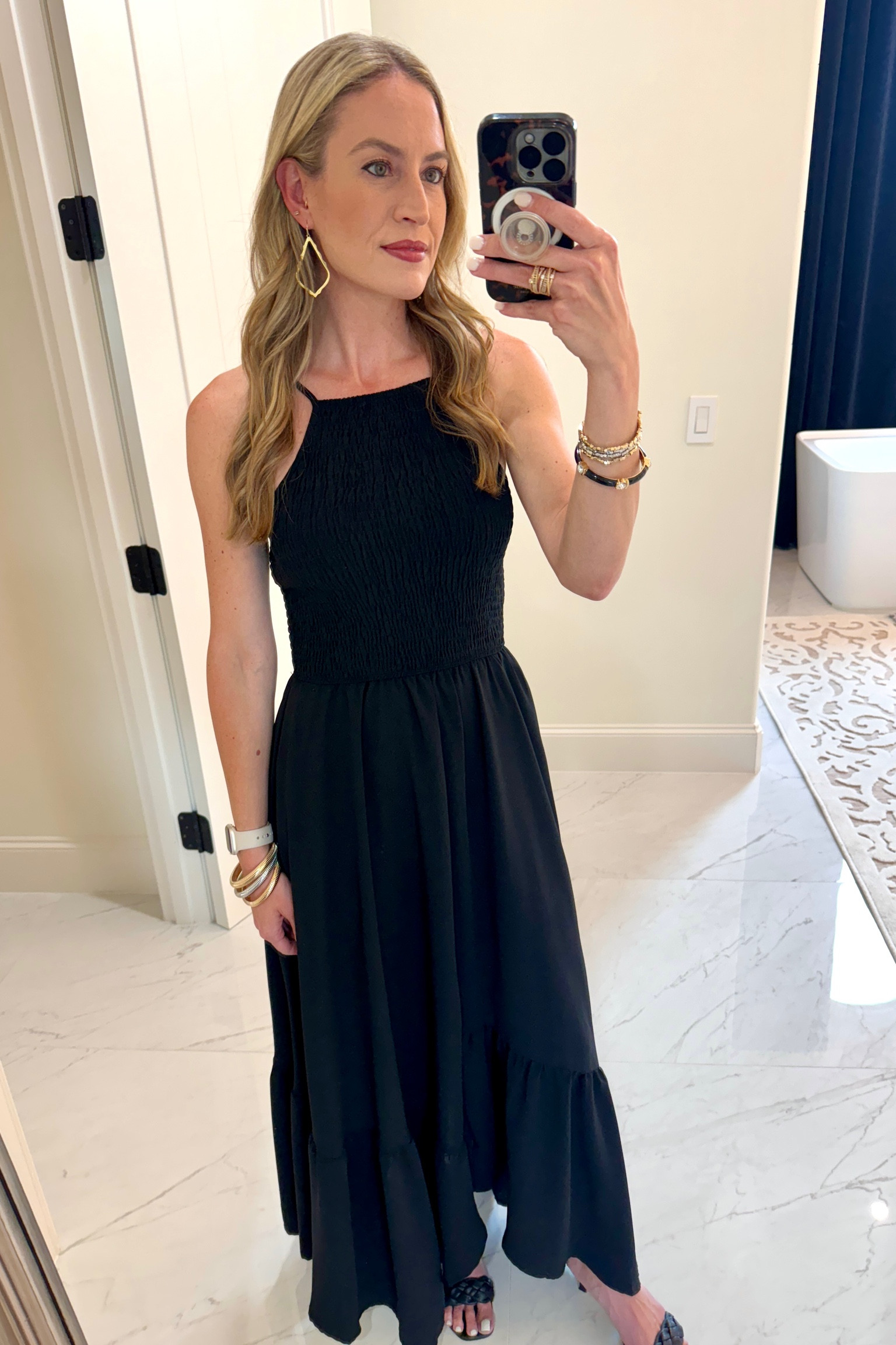 Simple and affordable summer dresses. 

#everypiecefits

Summer outfit
Summer outfits
Summer dress
Sundress
Maxi dress
Vacation dress
Brunch dress
Brunch outfit

#LTKOver40 #LTKxNSale #LTKSaleAlert