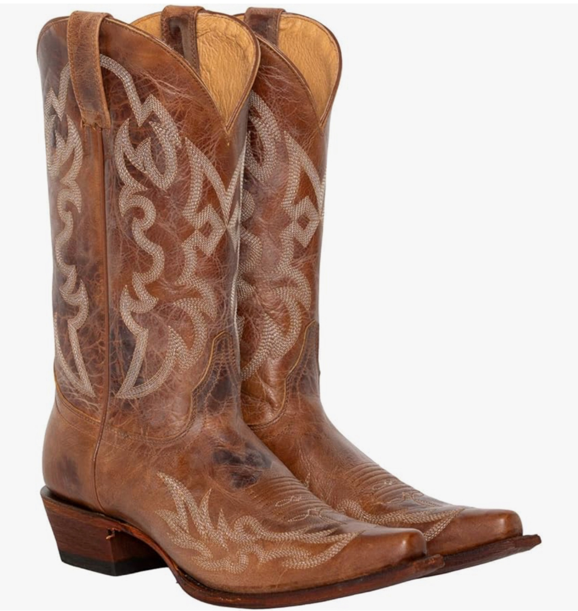 Shyanne boots I wear size 7&1/2 with the square front

#LTKShoeCrush #LTKStyleTip #LTKItBag