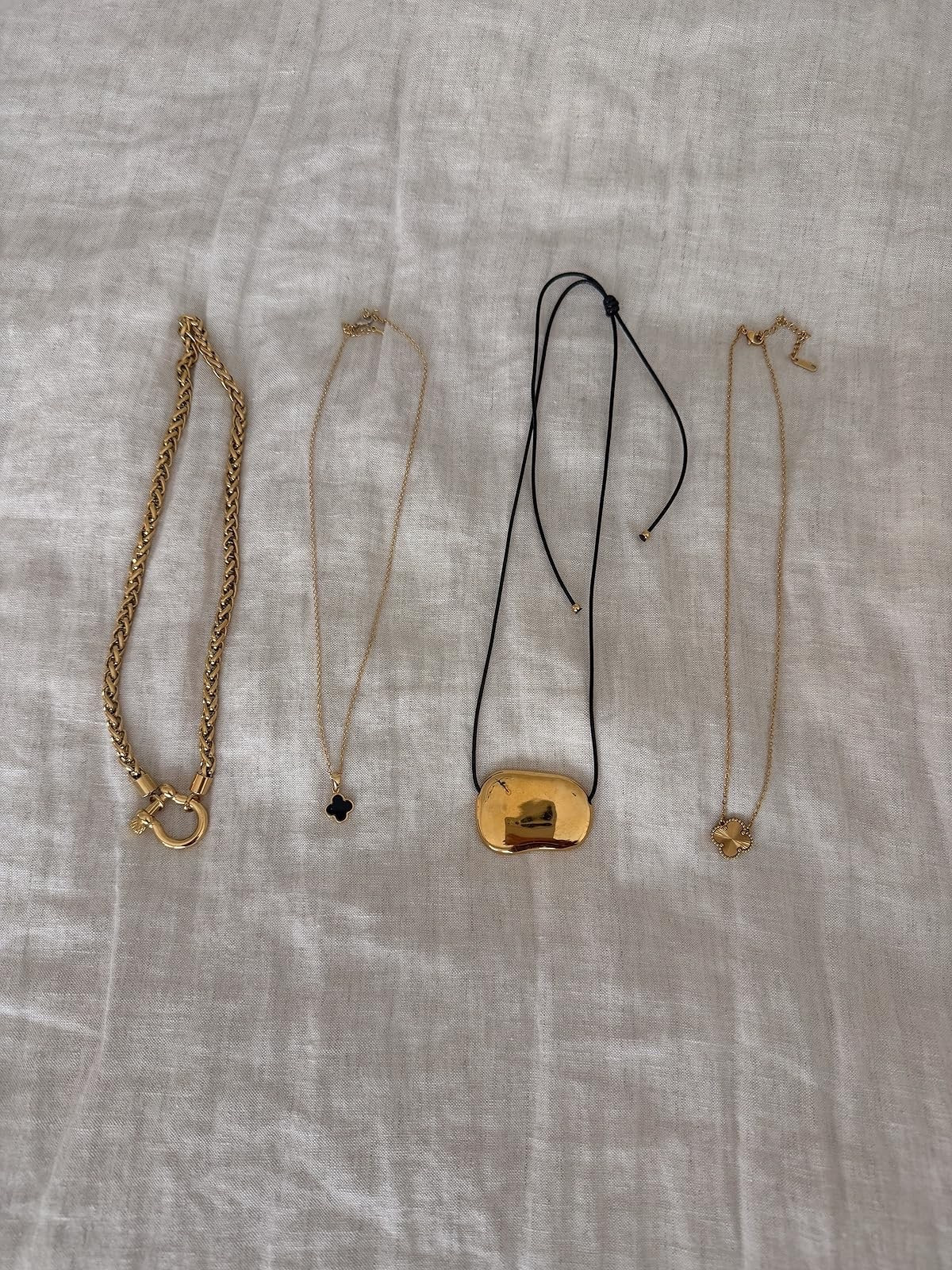 My favorite everyday jewelry from amazon! ⭐️✨

Amazon necklaces, affordable gold accessories, amazon must have accessories, amazon jewelry, affordable everyday jewelry ✨

#LTKFindsUnder50