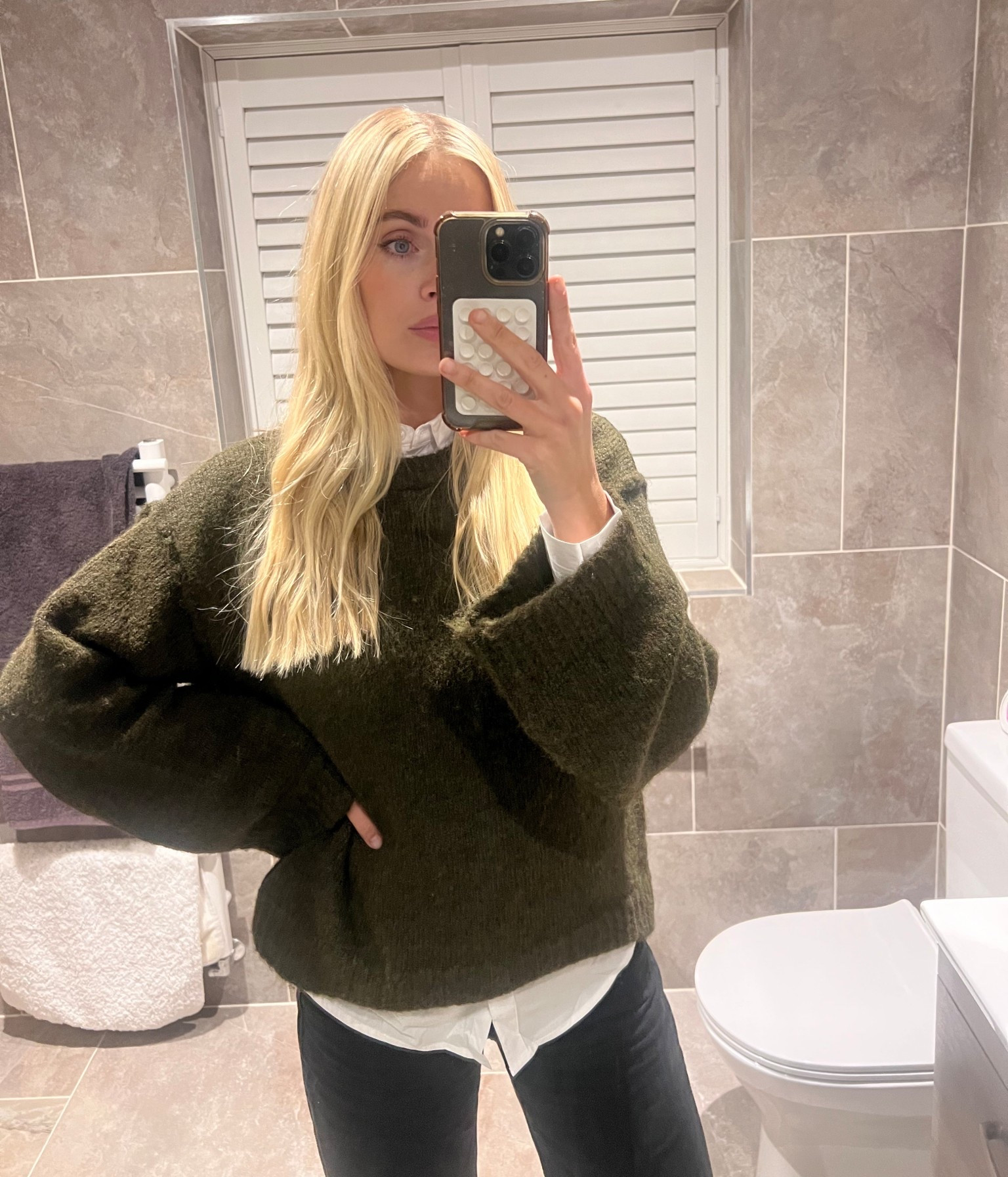 Khaki jumper

#LTKCyberWeek #LTKwinter #LTKautumn