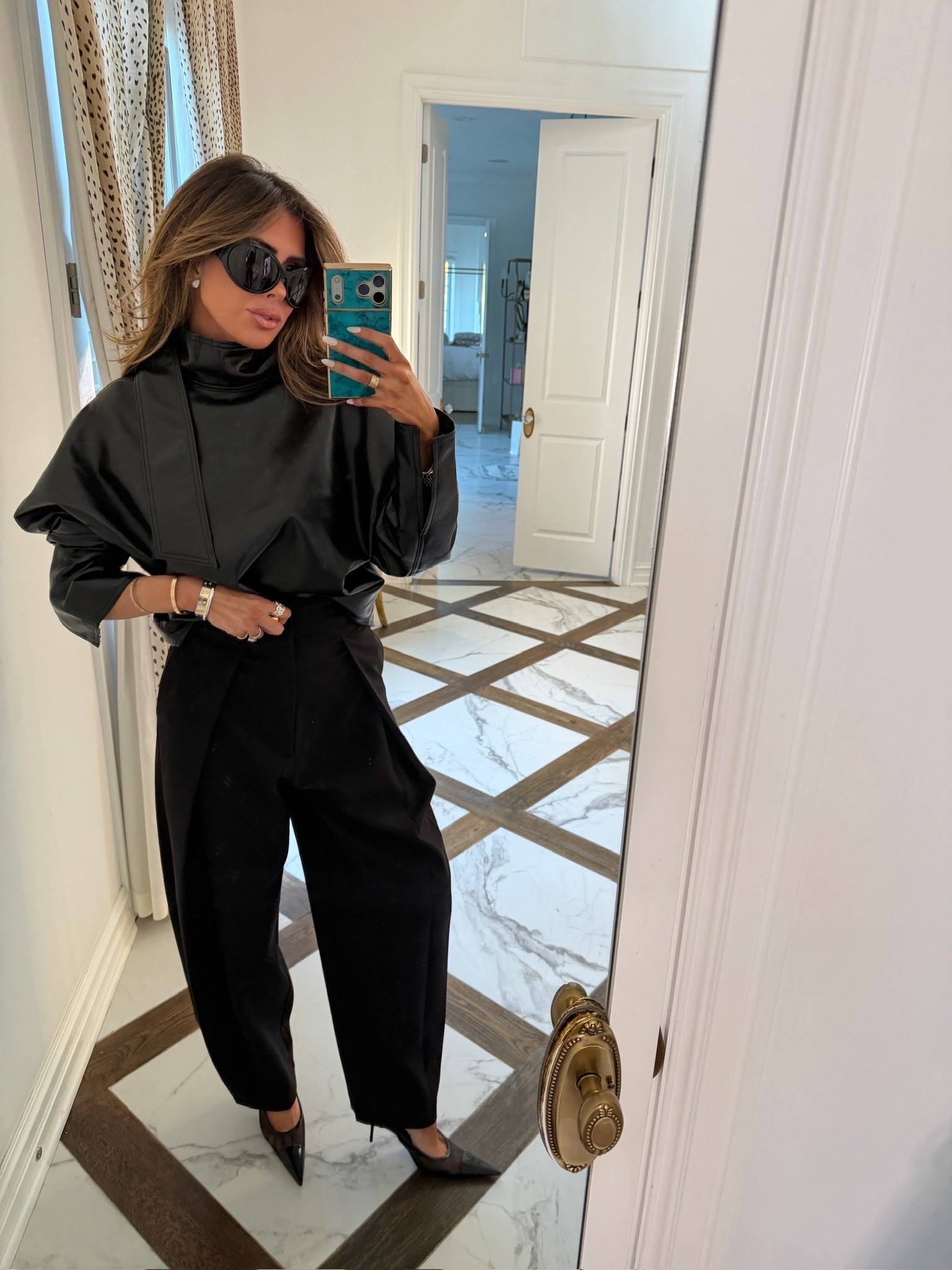 Date night OOTN! Small in the top and XS in the pants! I love this top!! Will likely sell out fast! 

Zara fashion, Zara finds, Nordstrom fashion, Nordstrom finds, Fall outfits women, Date night outfits, Business casual workwear, Autumn outfits, Gemma Beauty, Emily Gemma

#LTKdayinmylife #LTKootd #LTKSeasonal