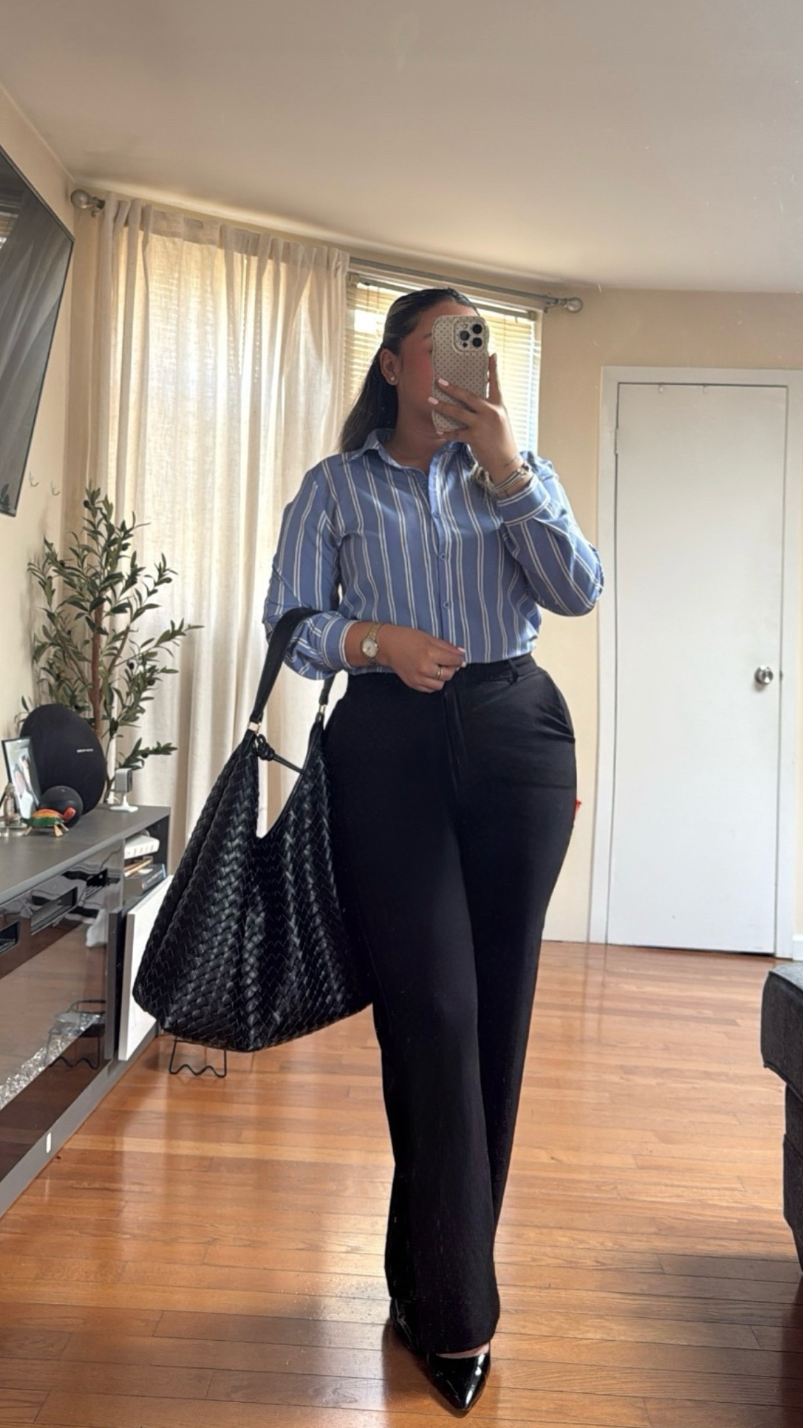 Happy Tuesday ✨

#LTKootd #LTKWorkwear #LTKMidsize