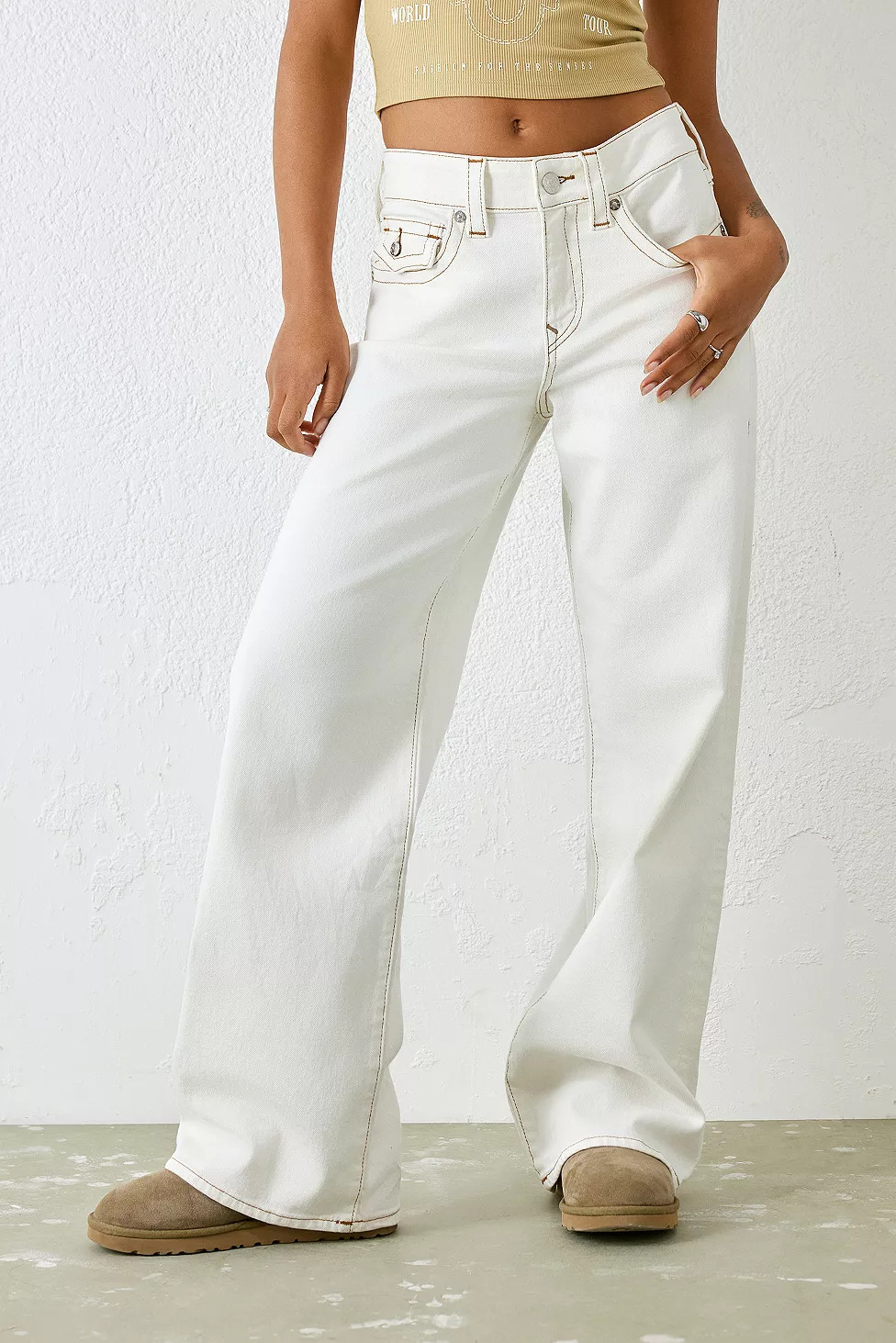 True Religion UO Exclusive White 90s Baggy Jeans | Urban Outfitters (EU)