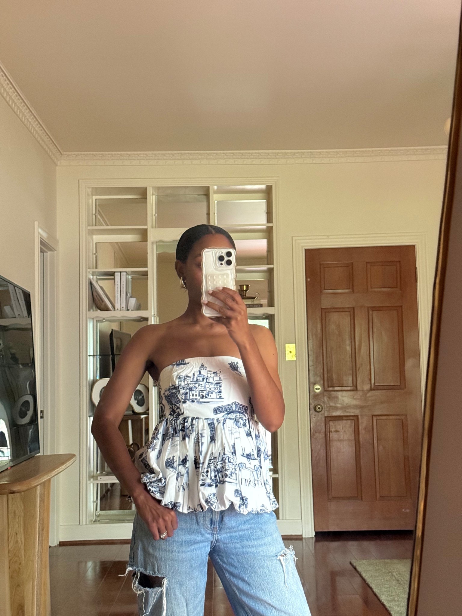 Bubble hem strapless top - 25% off today 

#LTKPetite #LTKSaleAlert #LTKStyleTip