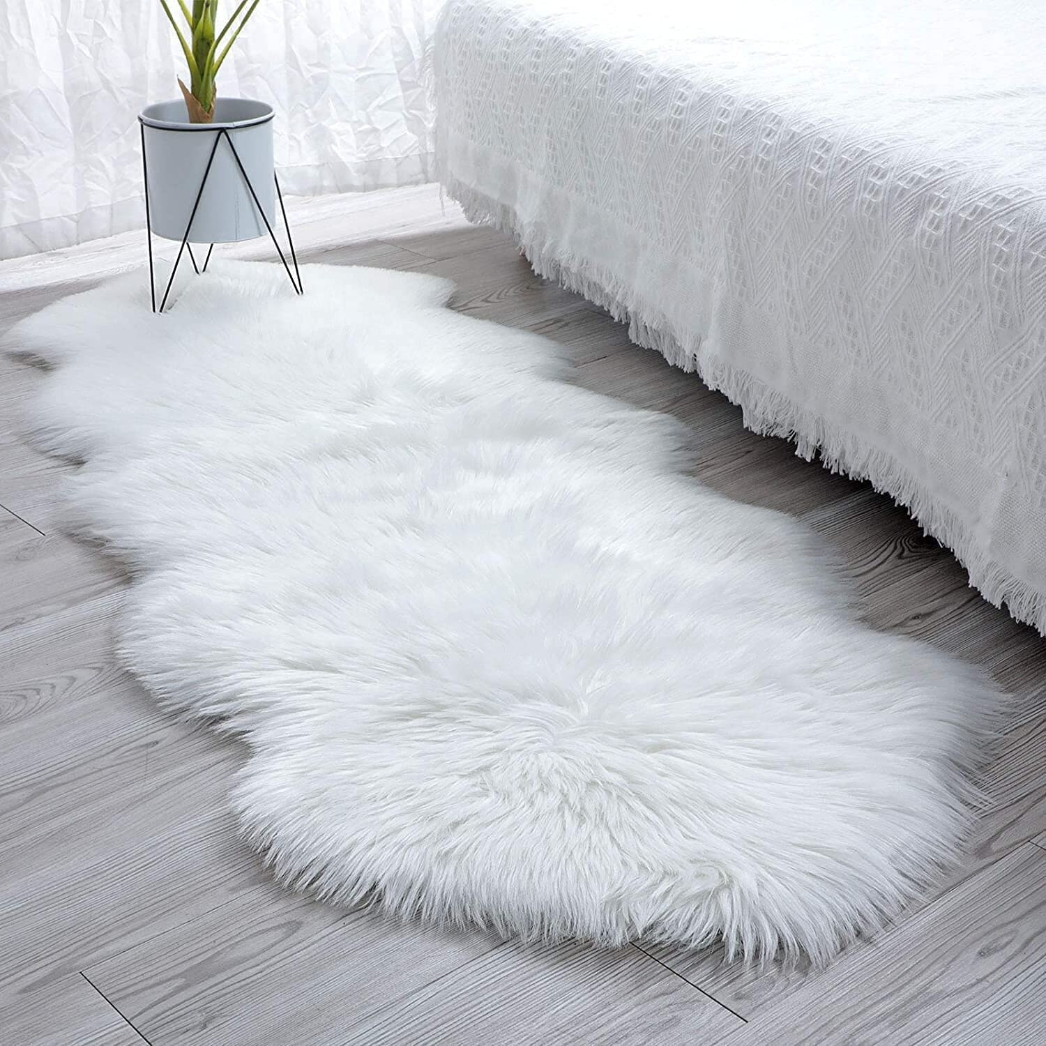 Soft Faux Fur Rug White Sheepskin Chair Cover,60*160cm - 2' x 3' Oval | Bed Bath & Beyond