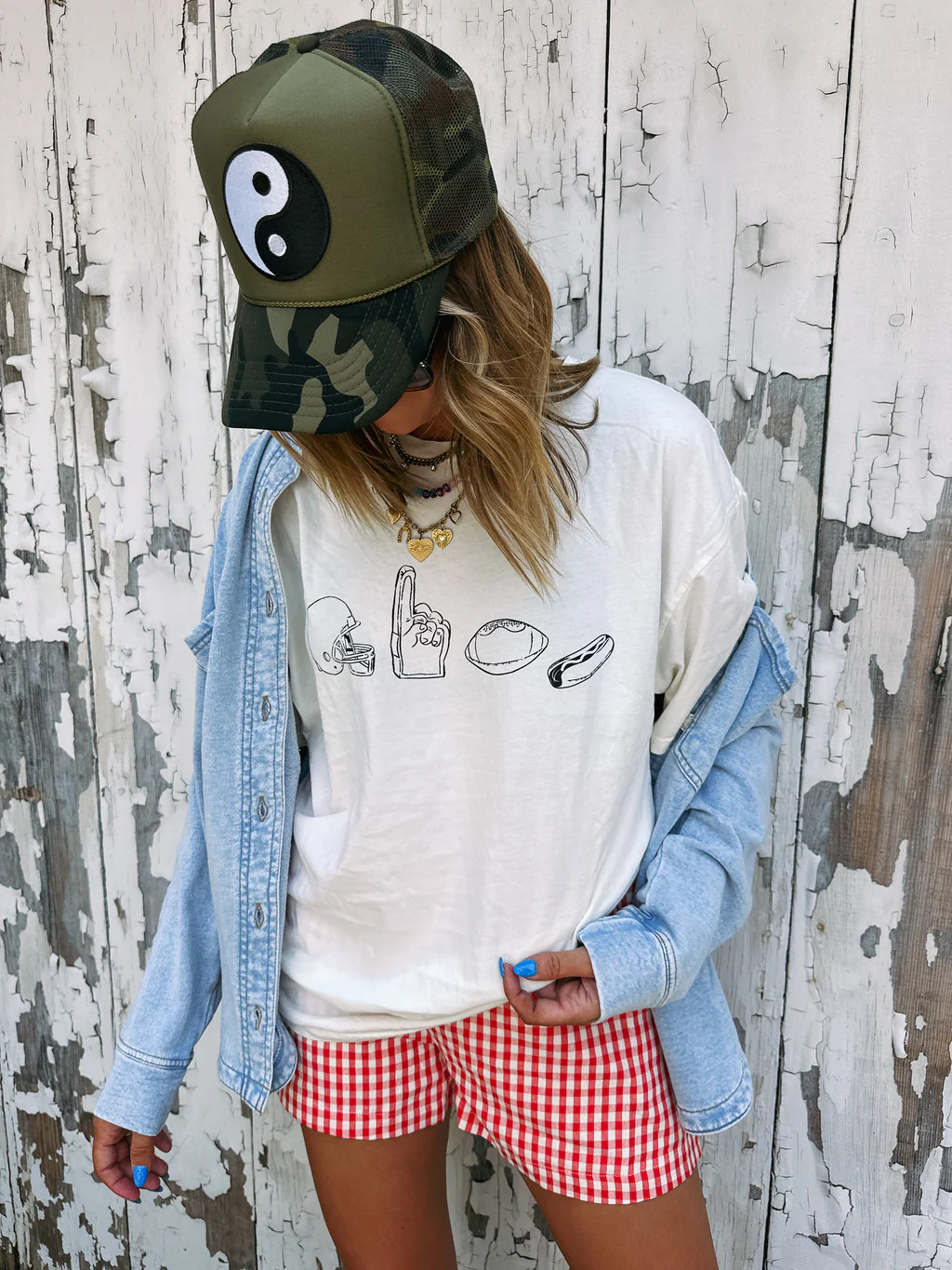 game day needs graphic tee | Etta & East