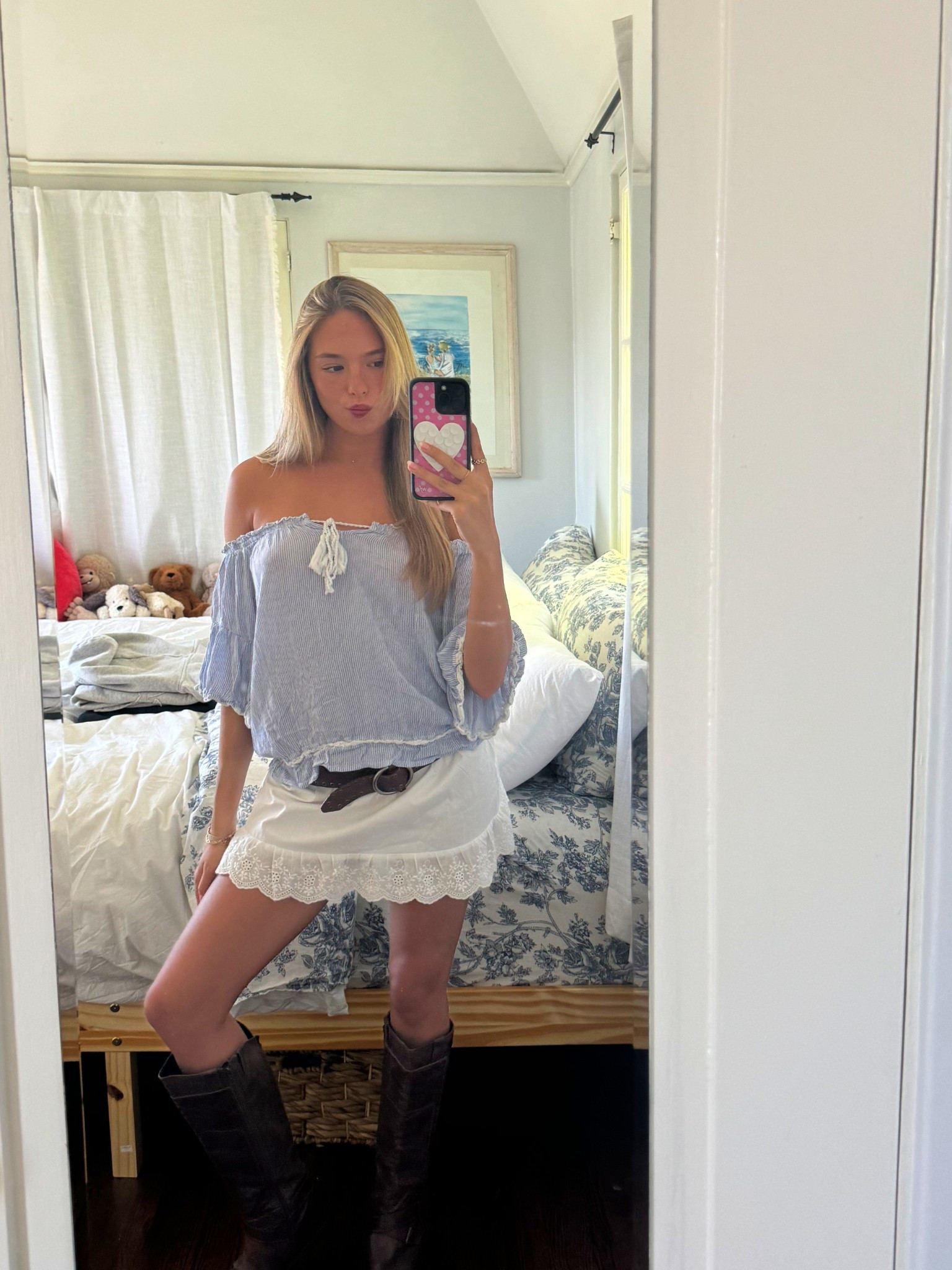 got so many compliments on this skirt and a lot of you wanted to know where I got it! here’s the exact link for u girls!! 🫶🏻🫶🏻

#LTKSummerEdit #LTKSeasonal #LTKStyleTip