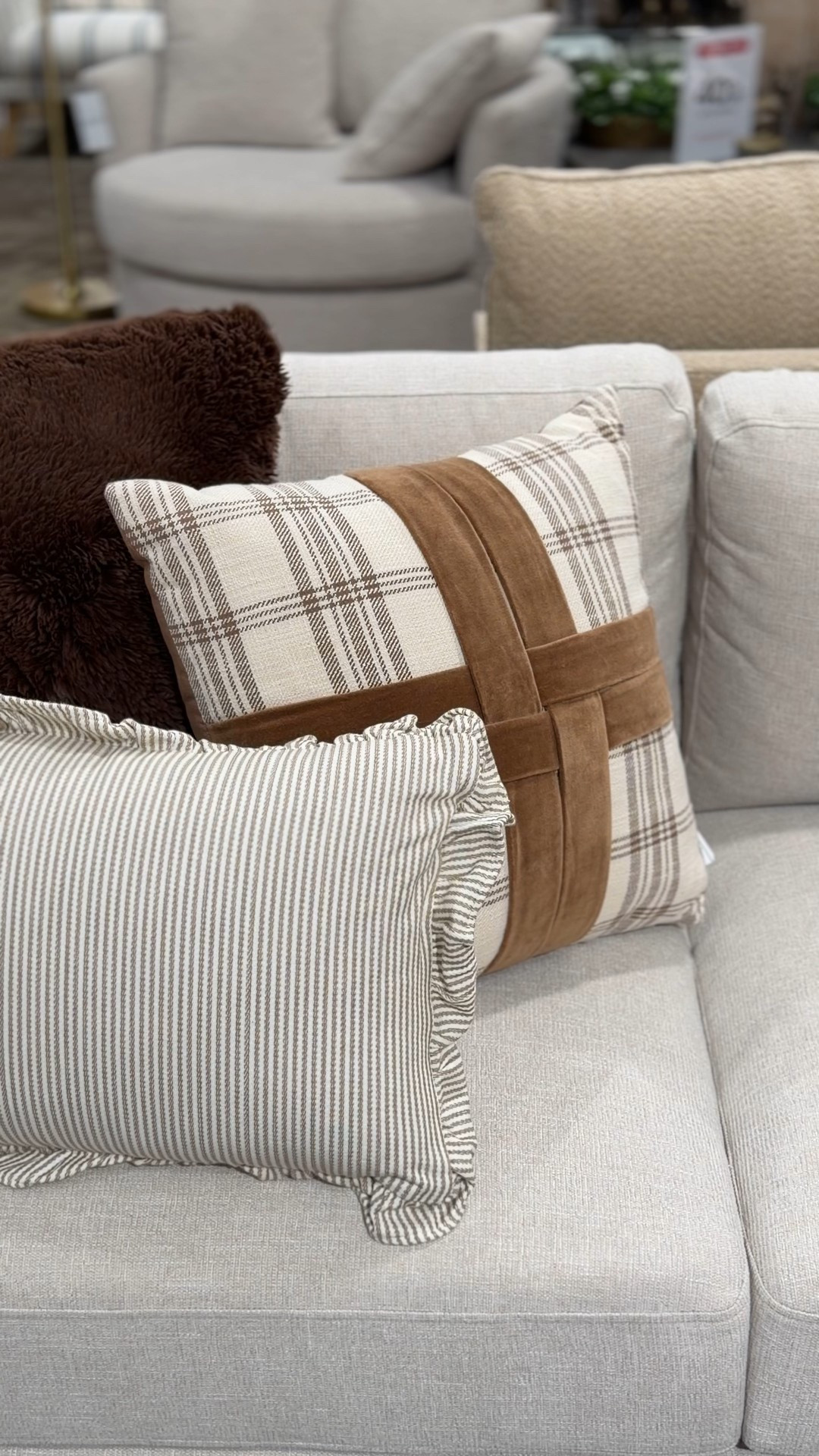 Cozy winter throw pillows!

#LTKHoliday #LTKSeasonal #LTKHome