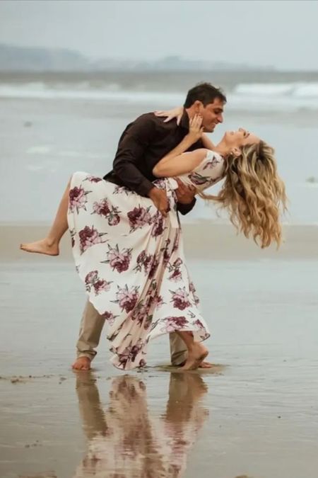 This dress is amazing!!

Floral midi dress, floral high low dress, beach engagement photo dress, beach engagement photoshoot, beach engagement photo outfits 

#LTKFind #LTKunder100 #LTKU