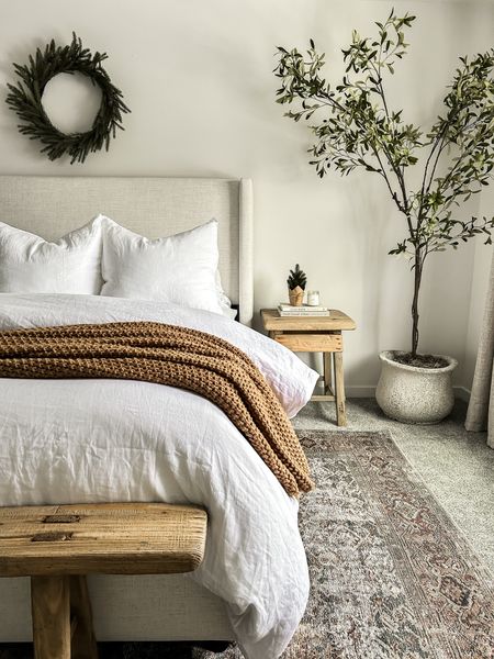 Earth Toned Bedroom 

Neutral bedroom, modern organic bedroom, upholstered bed, rustic side table, bed side table

#LTKhome
