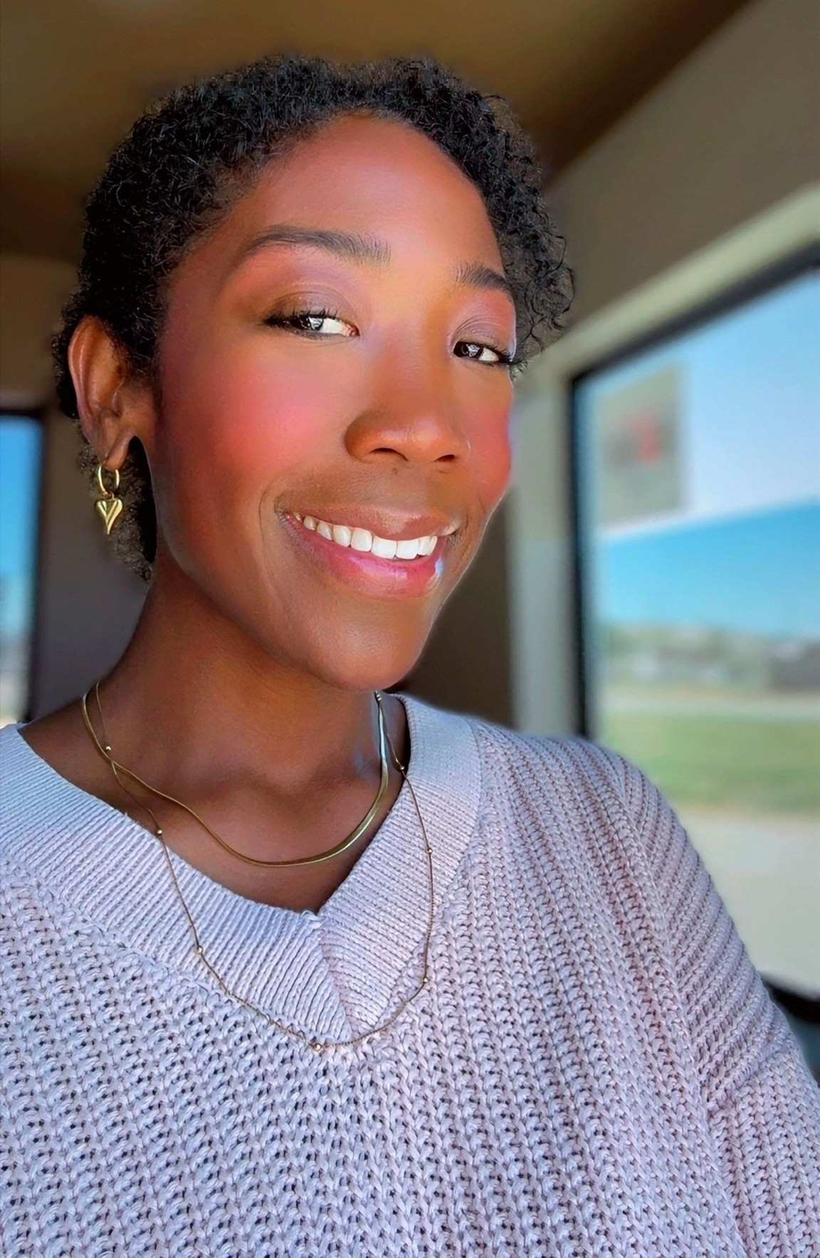 My go to earrings on repeat. 🩷🎀

#LTKdayinmylife #LTKgrwm #LTKootd