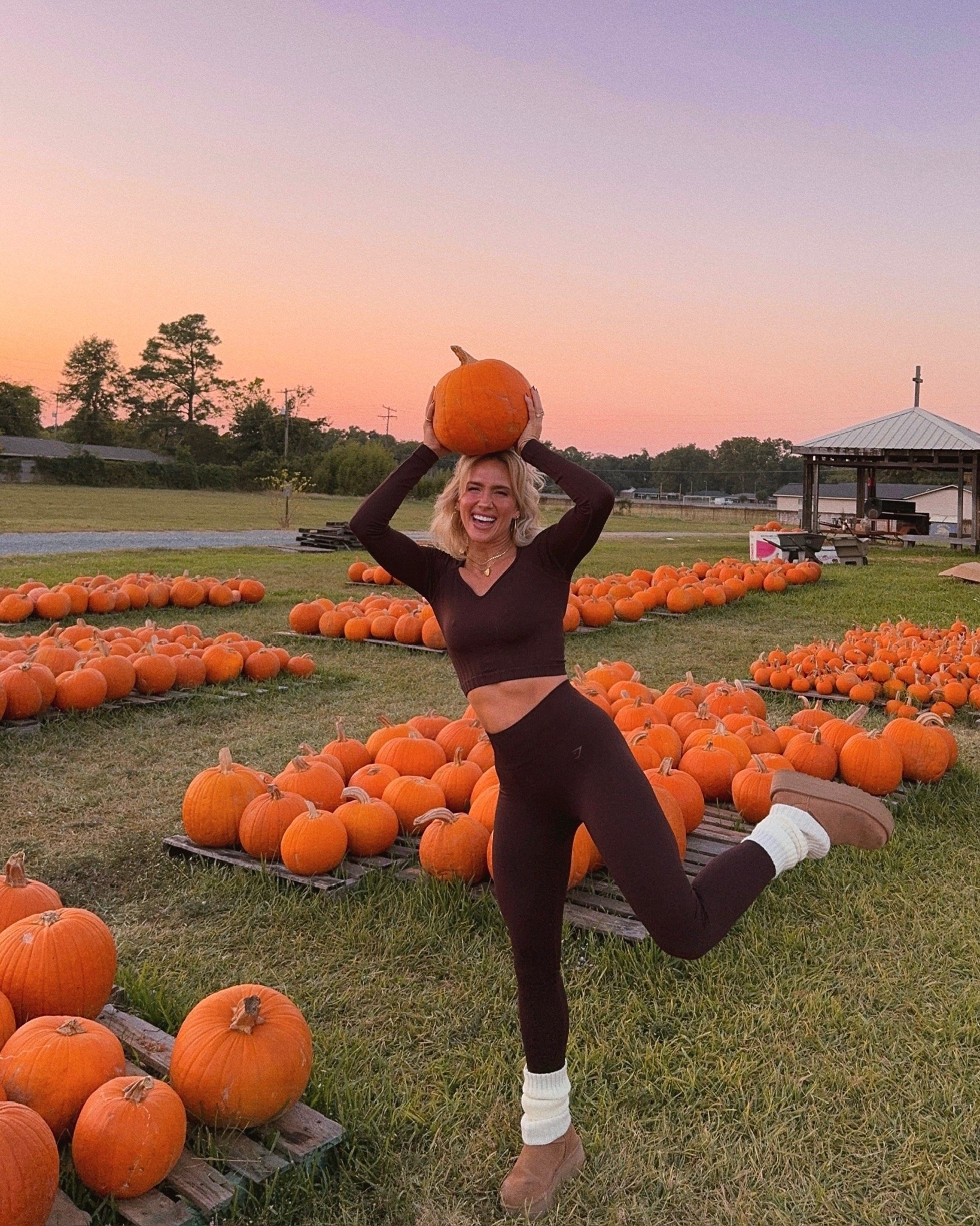 My outfit is older GymShark! Linking similar 🤎🍂

#LTKdayinmylife #LTKfitnessgoals #LTKootd
