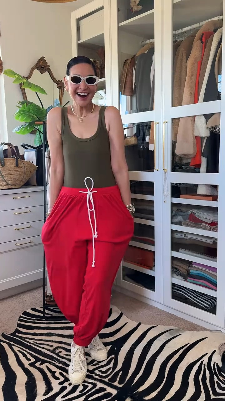a pop of color always makes me smile!

#LTKOver40 #LTKU #LTKootd