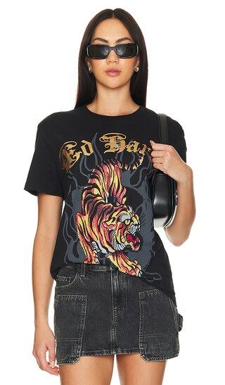 Crawling Tiger Tee in Black | Revolve Clothing (Global)