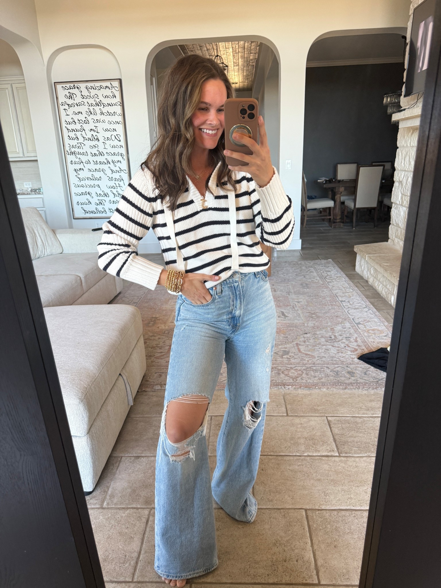 Cutest top from Walmart great to transition into spring comes in several colors #casualoutfit #springoutfit #walmartfashion 

#LTKootd #LTKgrwm #LTKSaleAlert