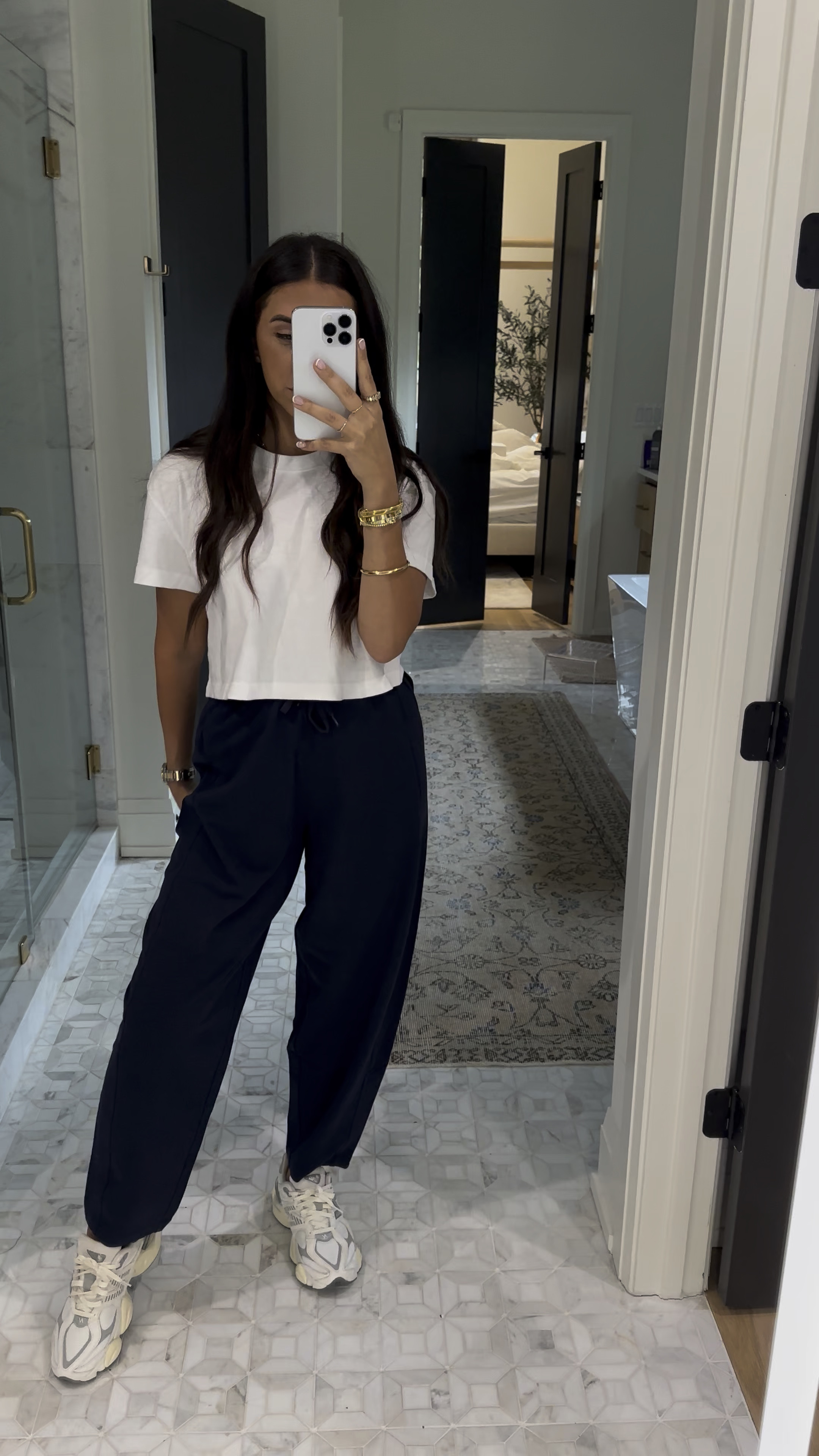 Top: small
Joggers: small

Dressupbuttercup.com #dressupbuttercup #dederaad 

#LTKCyberWeek #LTKFindsUnder100 #LTKSaleAlert