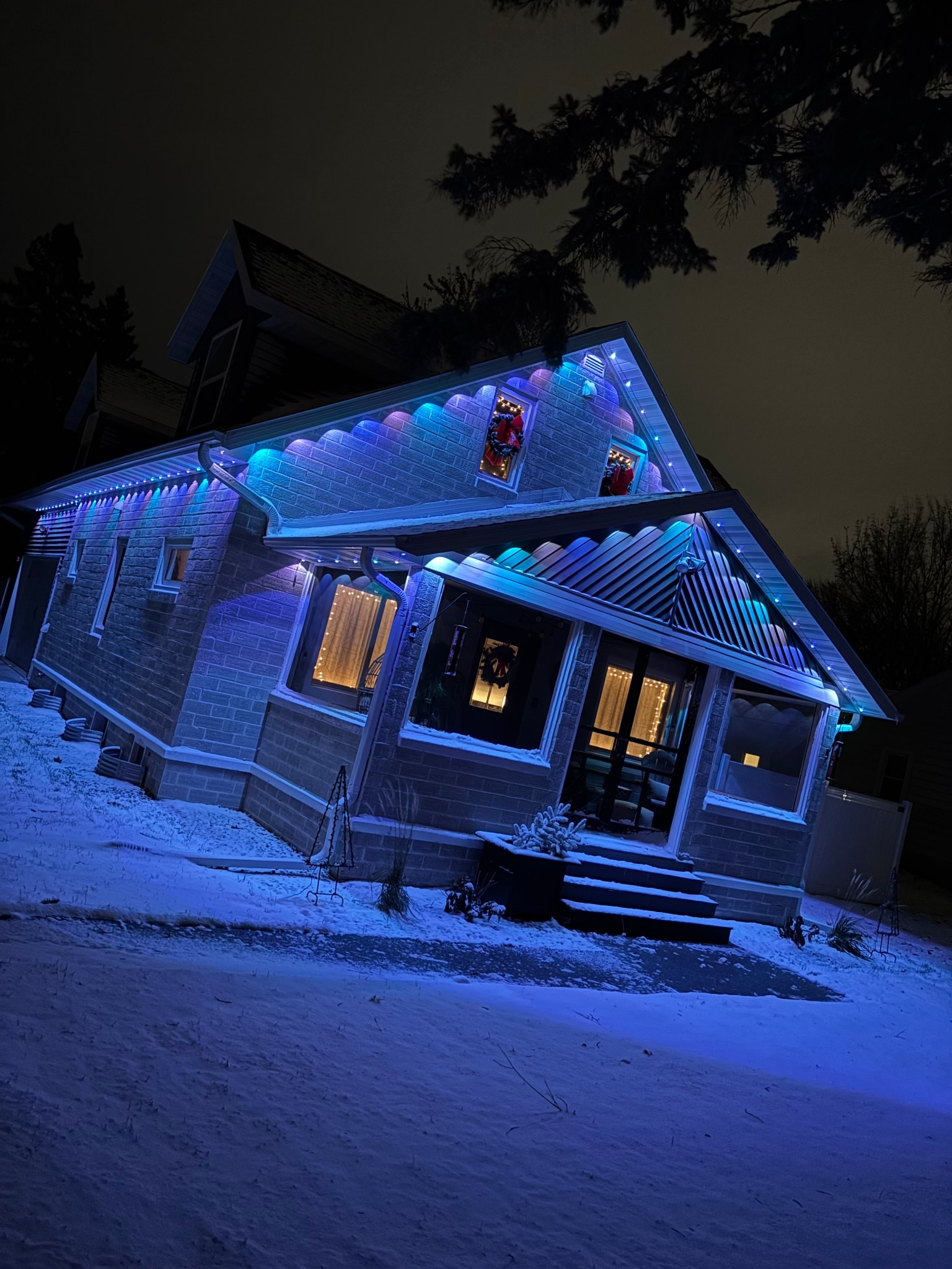 Permanent lights ✨

#LTKHoliday #LTKSeasonal #LTKCyberWeek