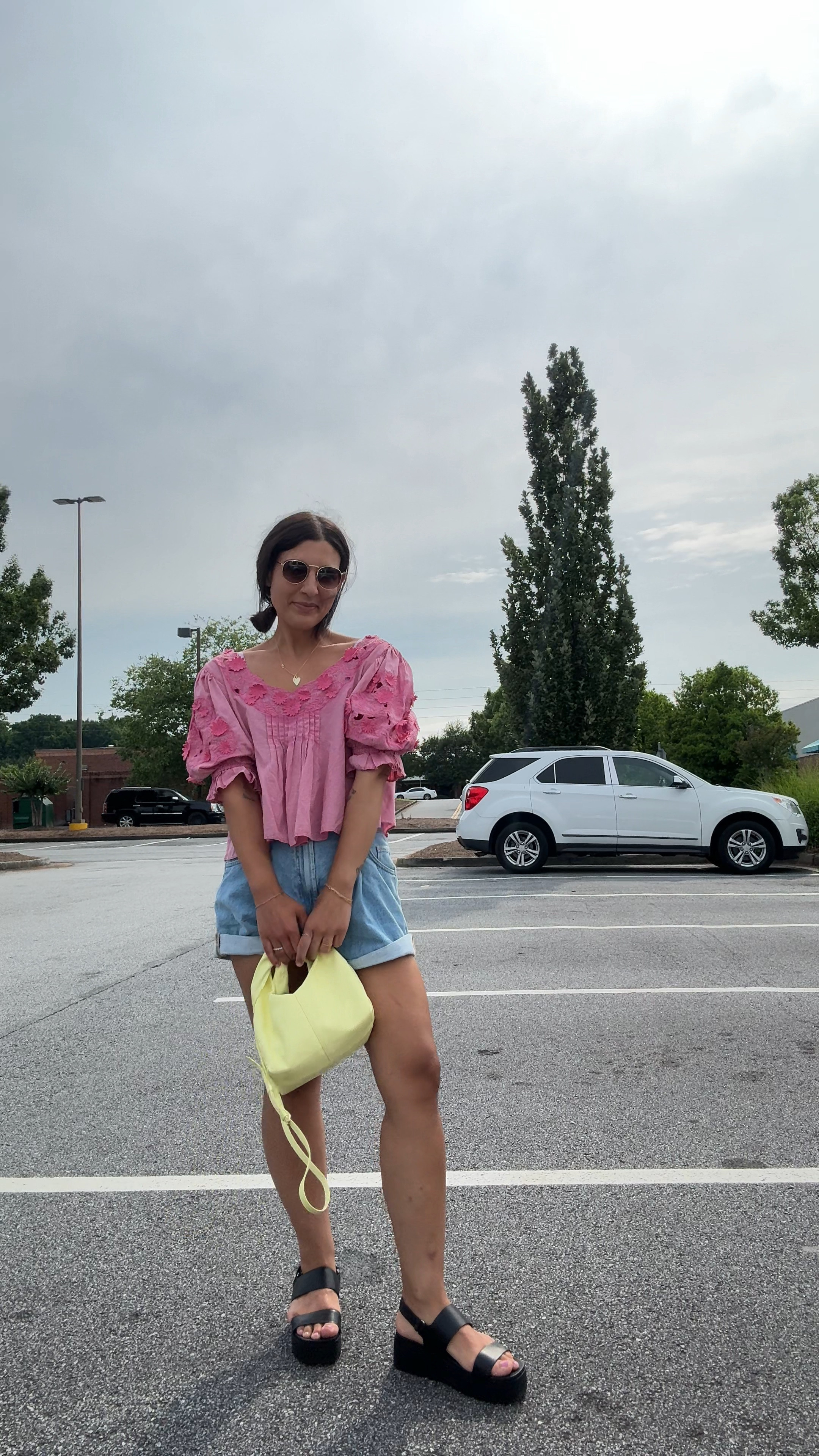 casual summer for

top - small
shorts - small
shoes - aldo thila sandals 


#LTKFindsUnder100 #LTKShoeCrush #LTKStyleTip